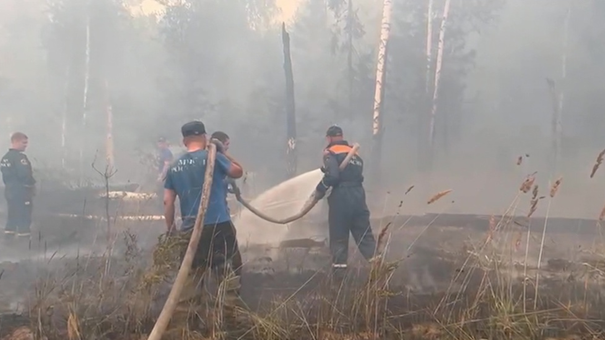 Огонь не унимается в Ивановской области