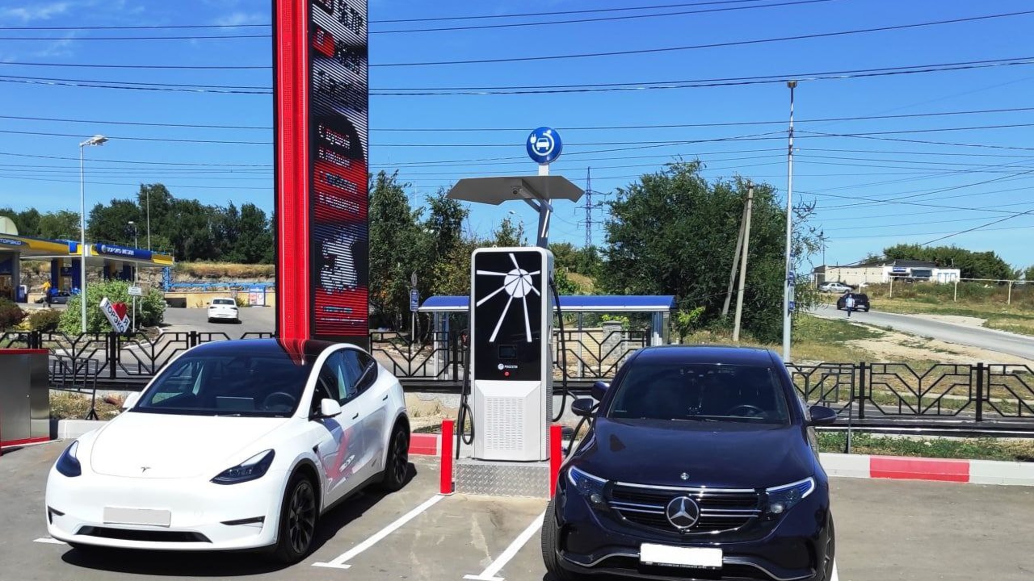 В областном центре заработала новая электрозарядная станция