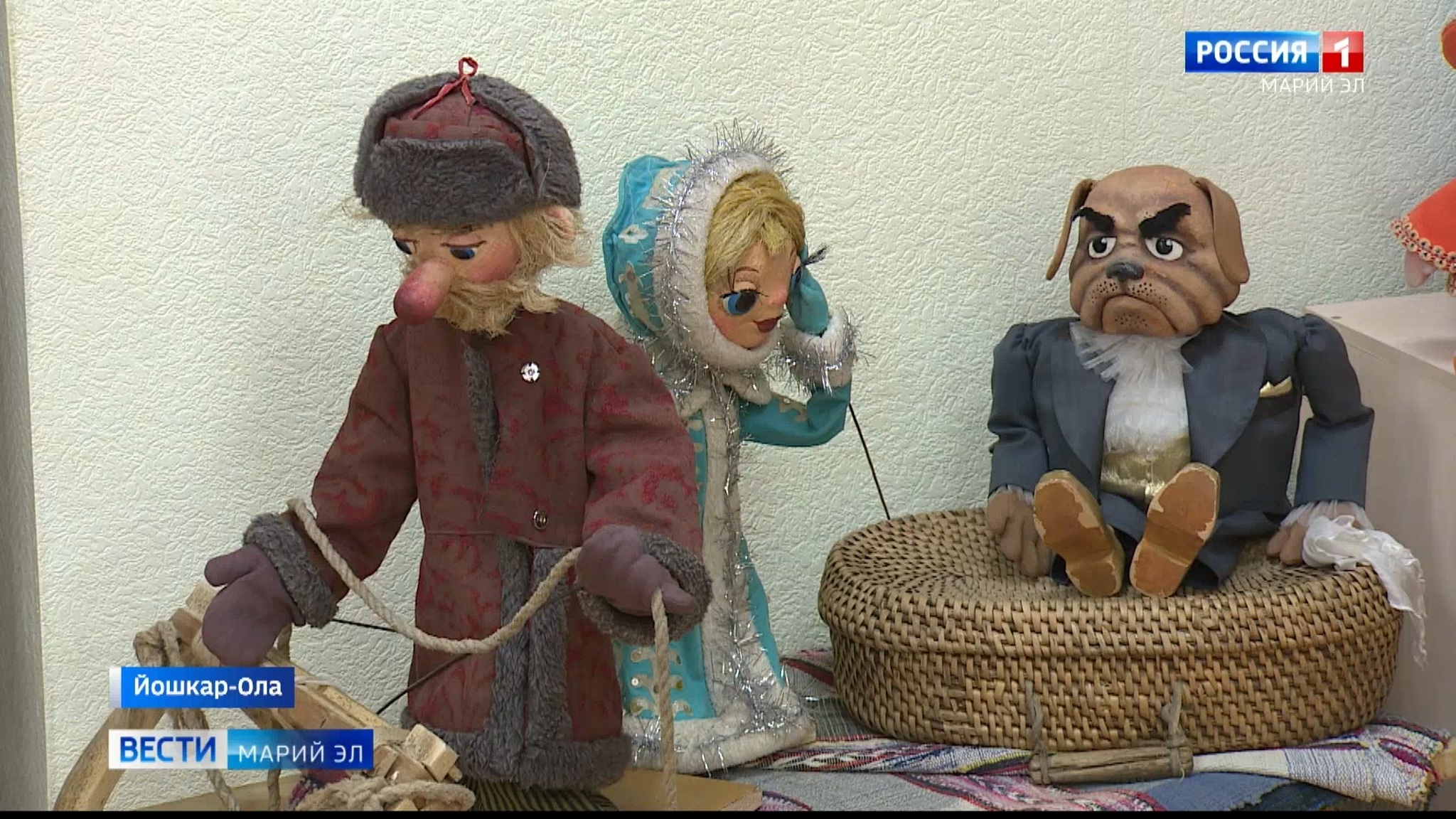 Выставка к 80-летию театра кукол открылась в Йошкар-Оле