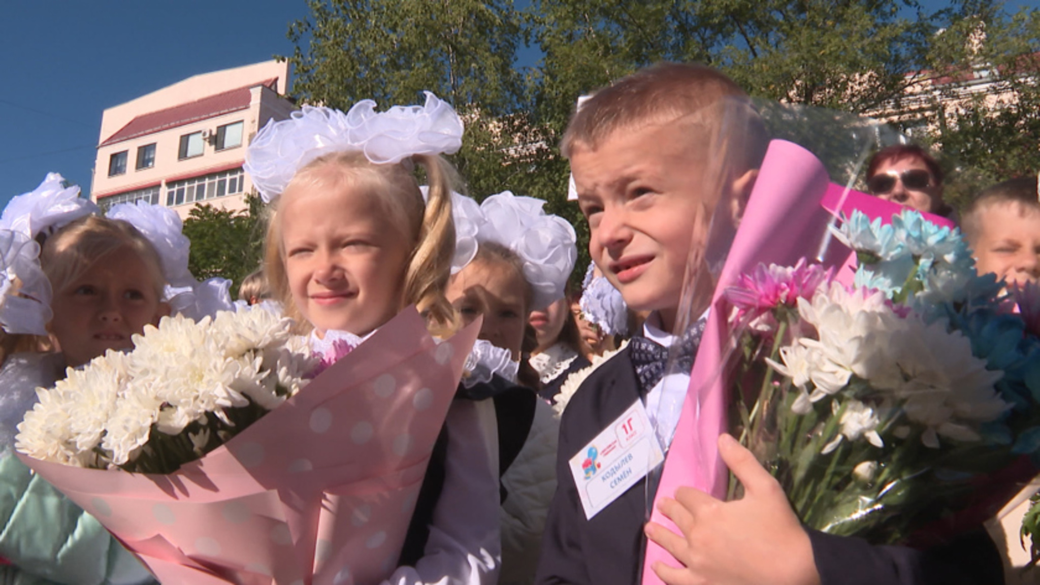 Более 100 тысяч амурских ребят празднуют День знаний