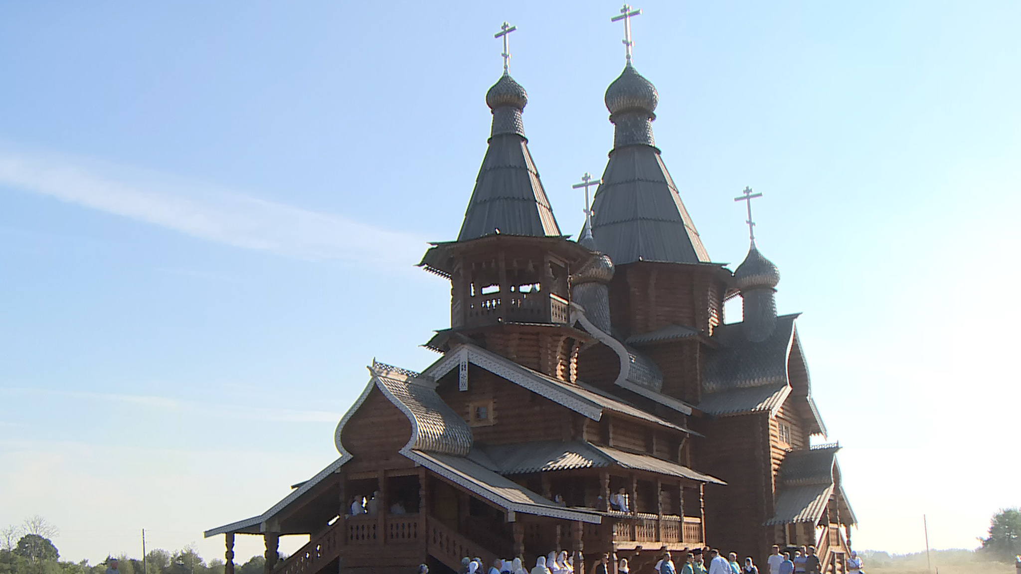 В Пензенской области освятили храм, возведенный без единого гвоздя