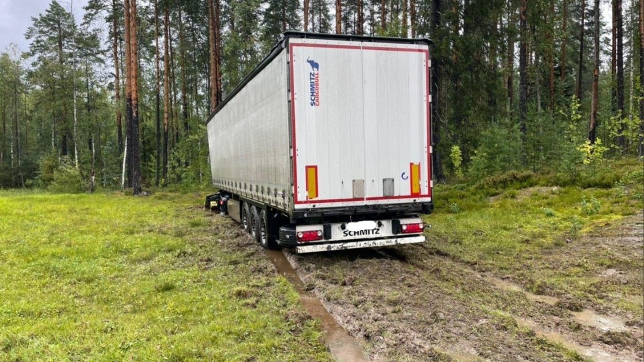 В Прионежском районе столкнулись три автомобиля