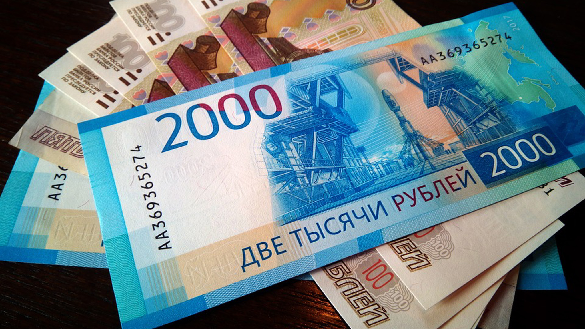 В Рыбинске мужчина украл 100 тысяч из стоявшей в подъезде коробки