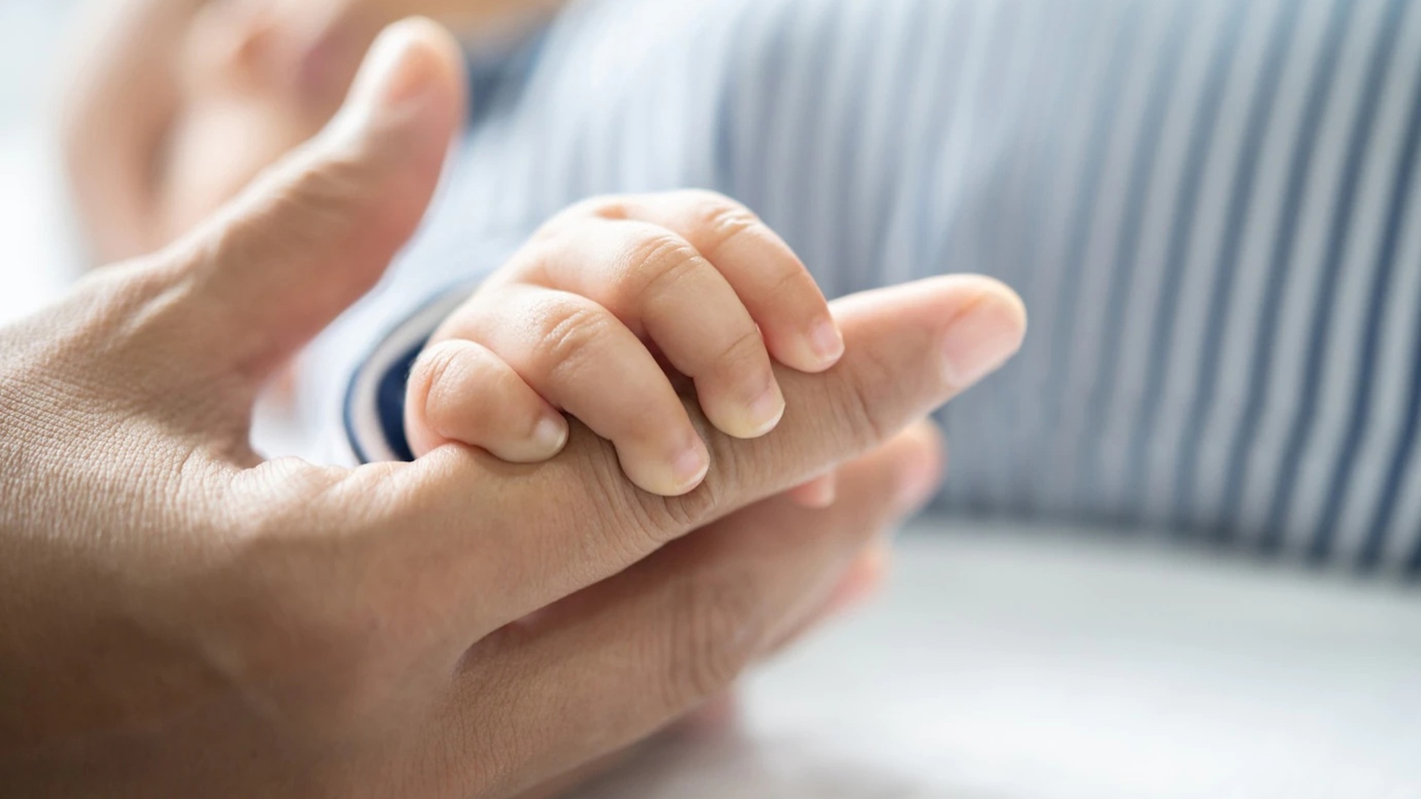 Более 2,8 тысяч детей родились в многодетных семьях в области за 8 месяцев