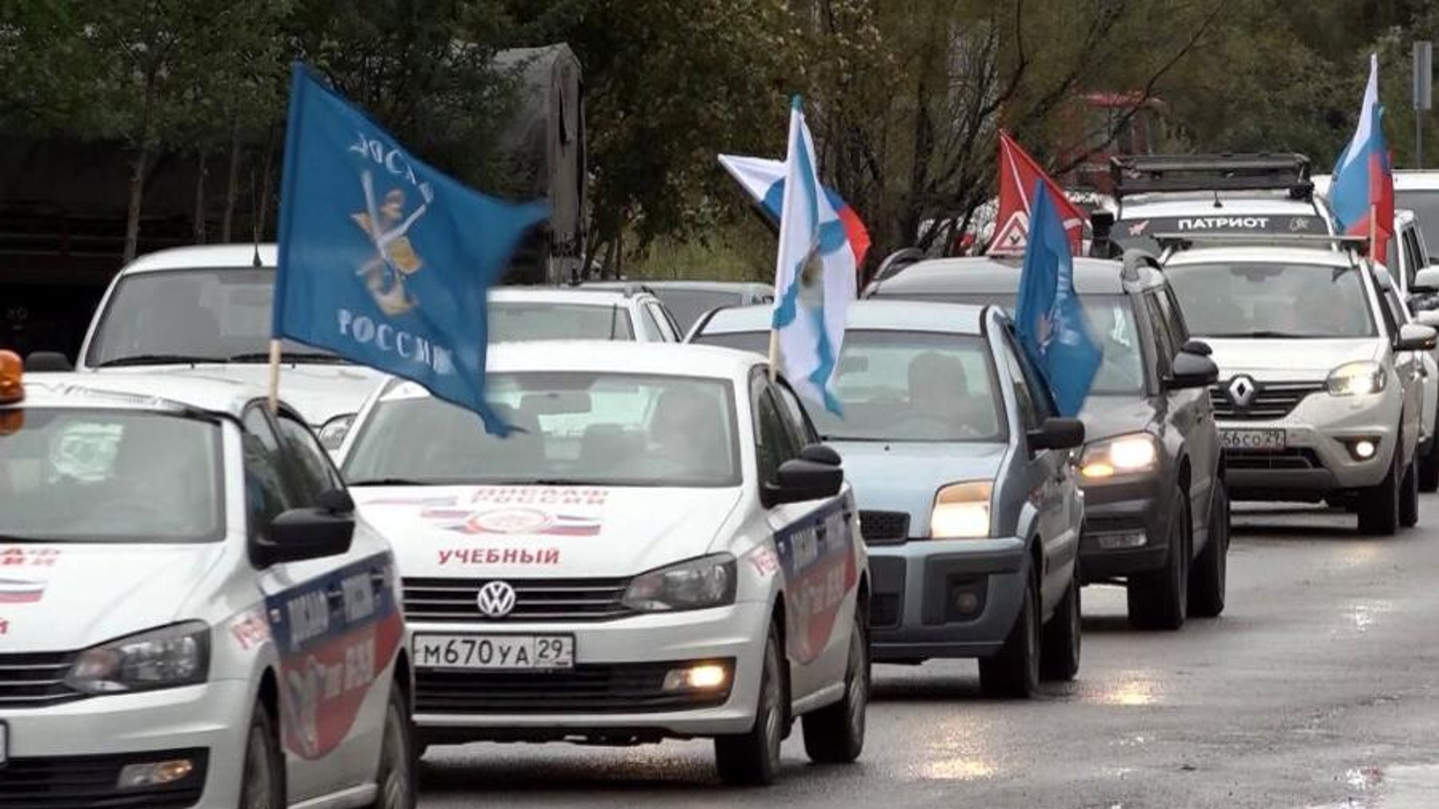 В областной столице стартовала патриотическая акция "Дорогами мужества"