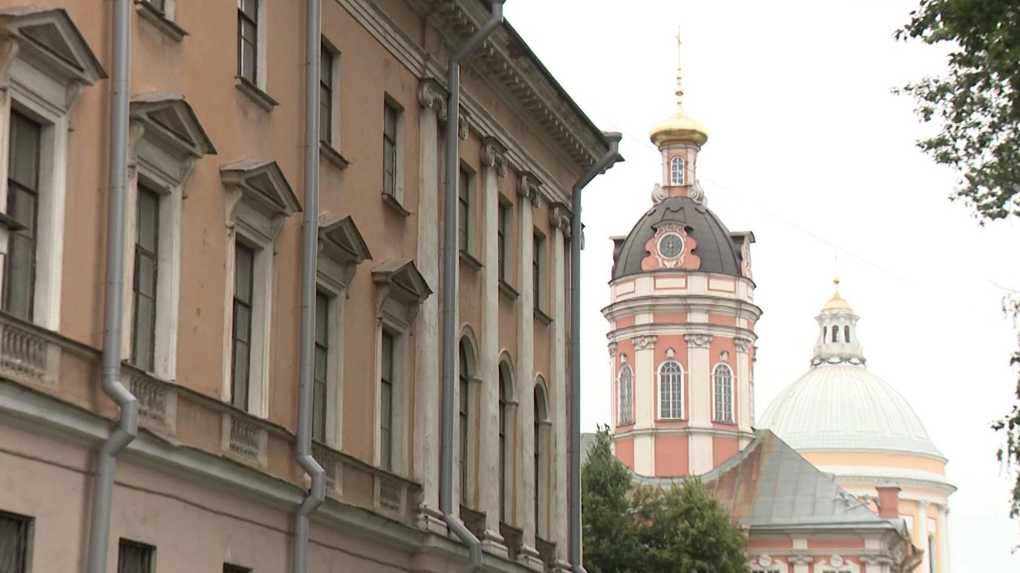Реставрация здания Духовной академии продолжается в Петербурге