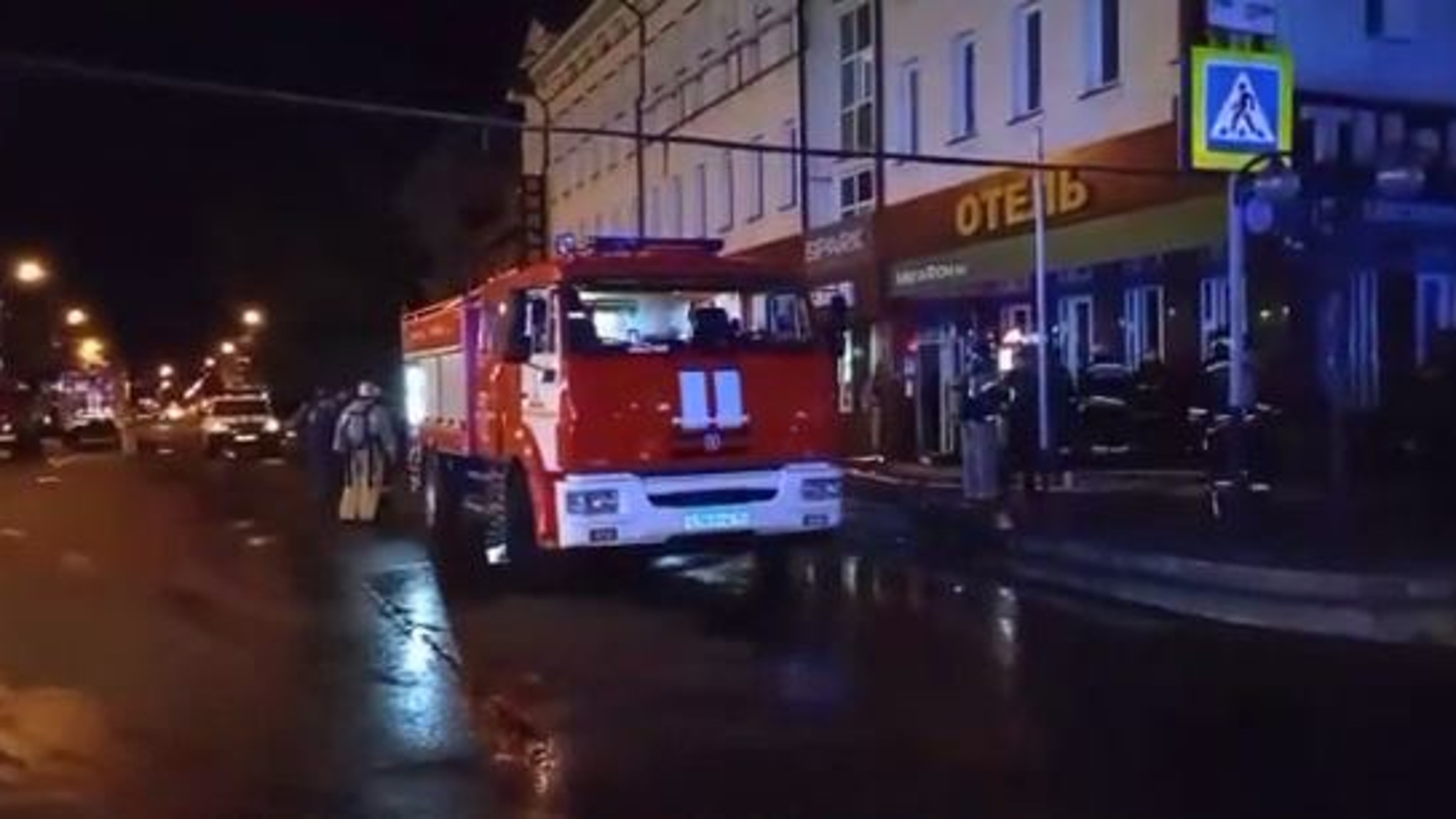 Пожар произошел сегодня ночью в ТЦ "Бегемот" во Владикавказе