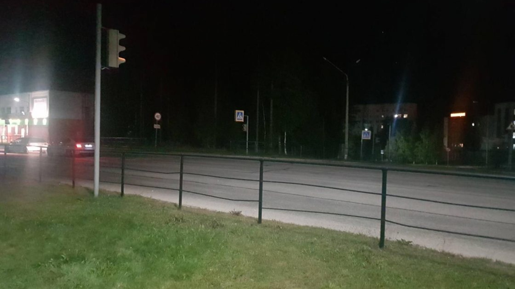 В Костомукше под колеса автомобиля попал пешеход