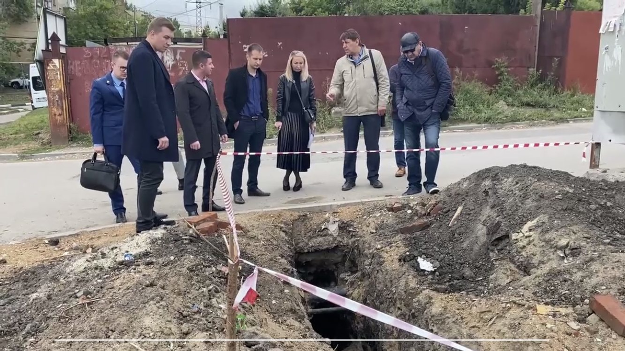 Выезд по местам проведения земляных работ состоялся во Фрунзенском районе