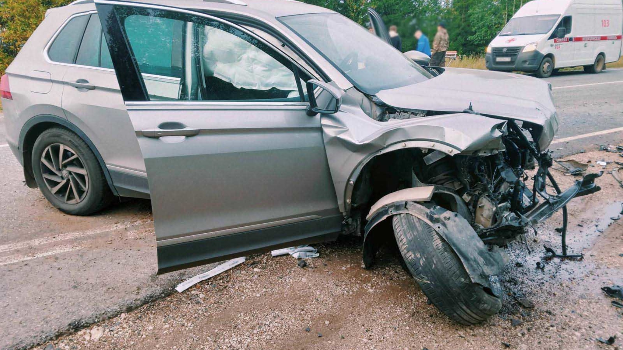 В Удмуртии трое взрослых и трое детей пострадали в ДТП