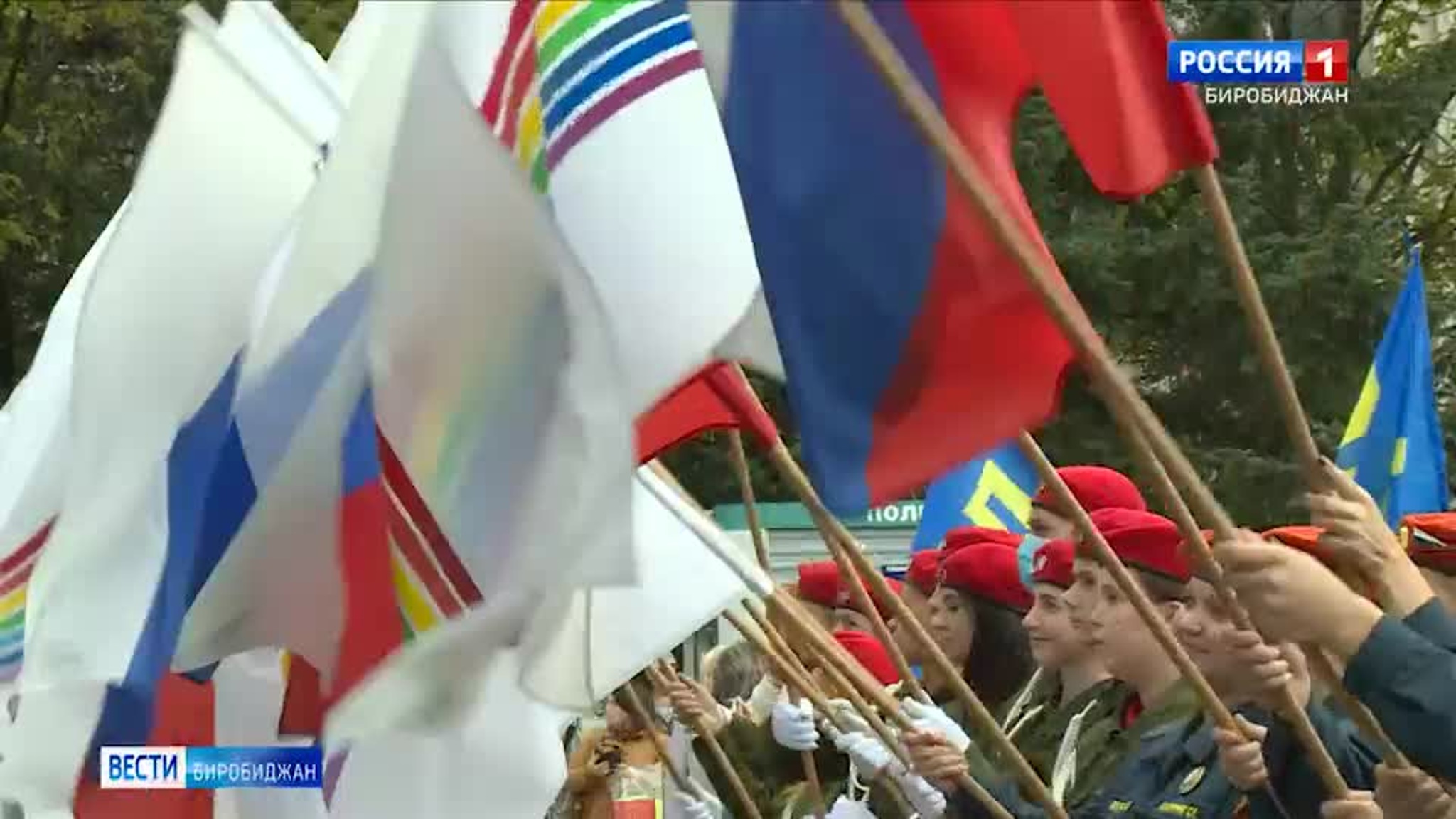 Митинг "Своих не бросаем" состоялся сегодня на площади Ленина в Биробиджане
