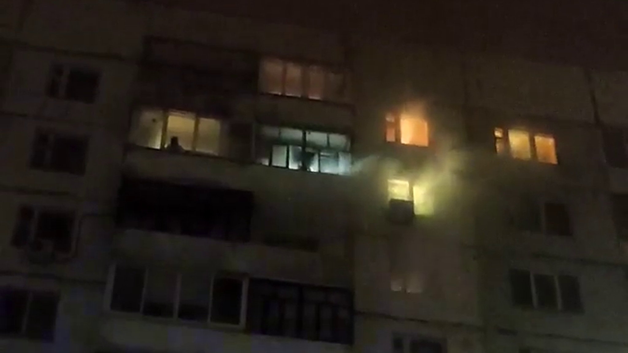 В Ярославле при пожаре в многоквартирном доме погиб 69-летний мужчина