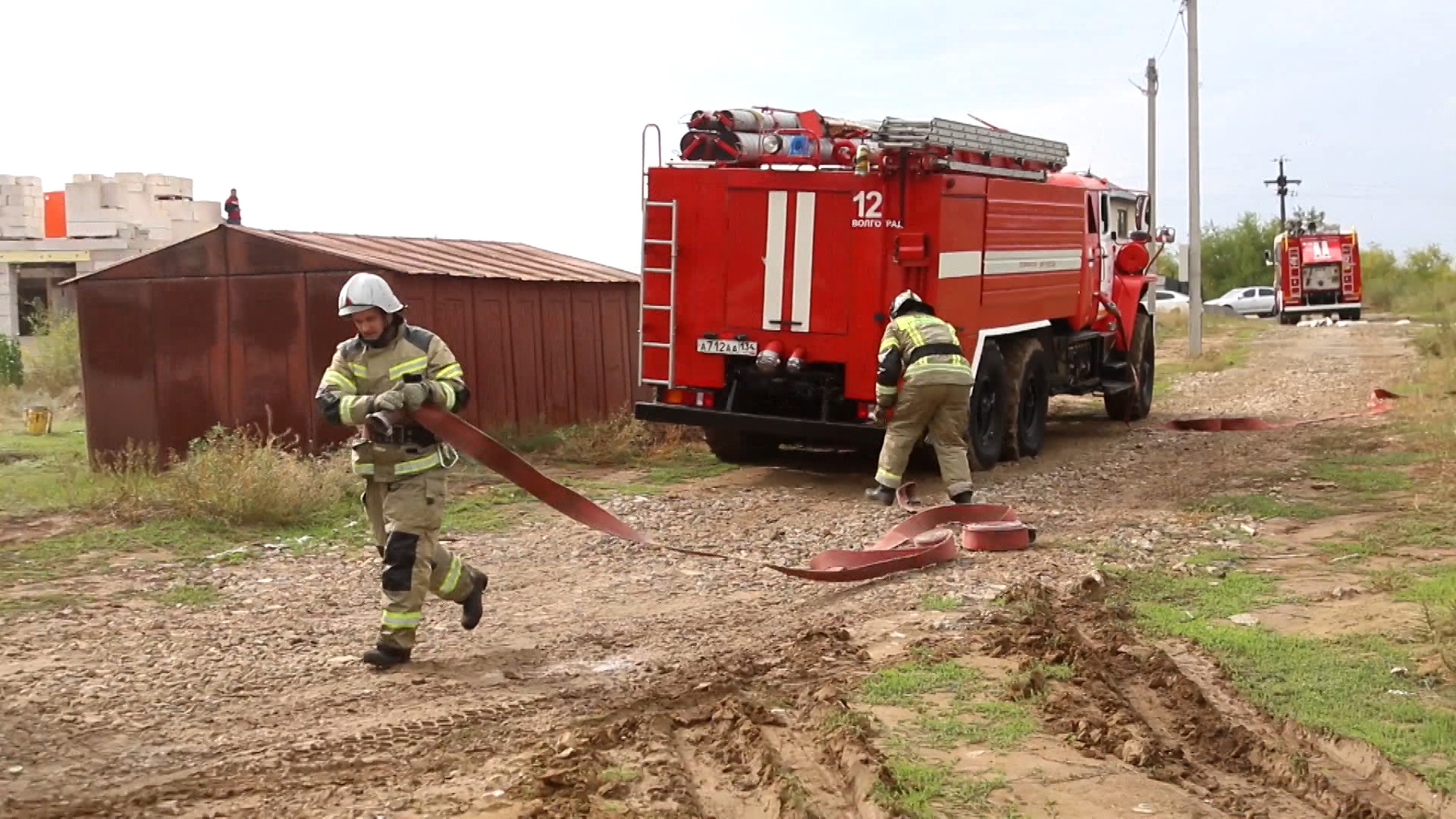 В Волгограде потушили условный ландшафтный пожар