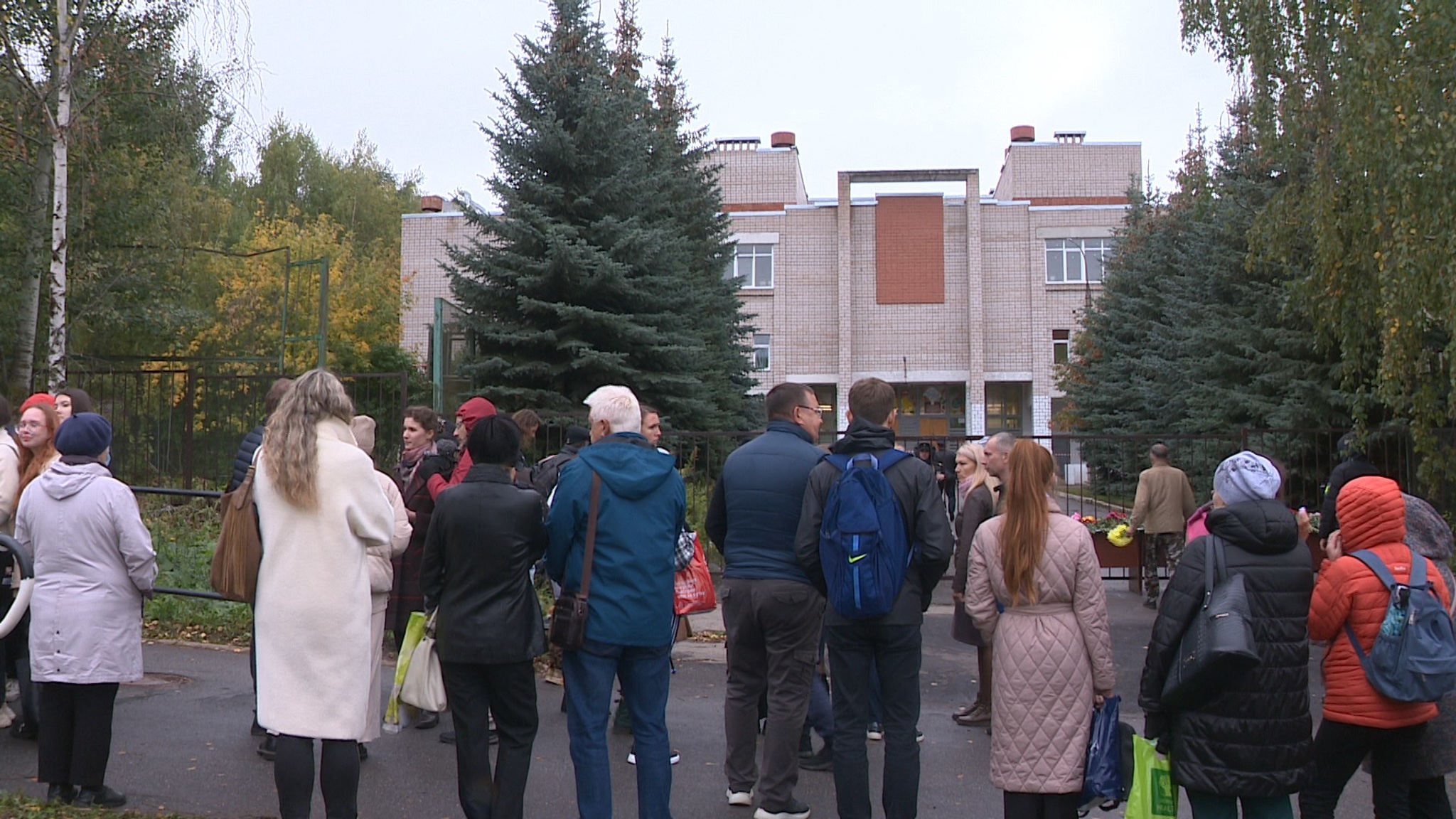 Подвергшуюся нападению ижевскую школу отремонтируют