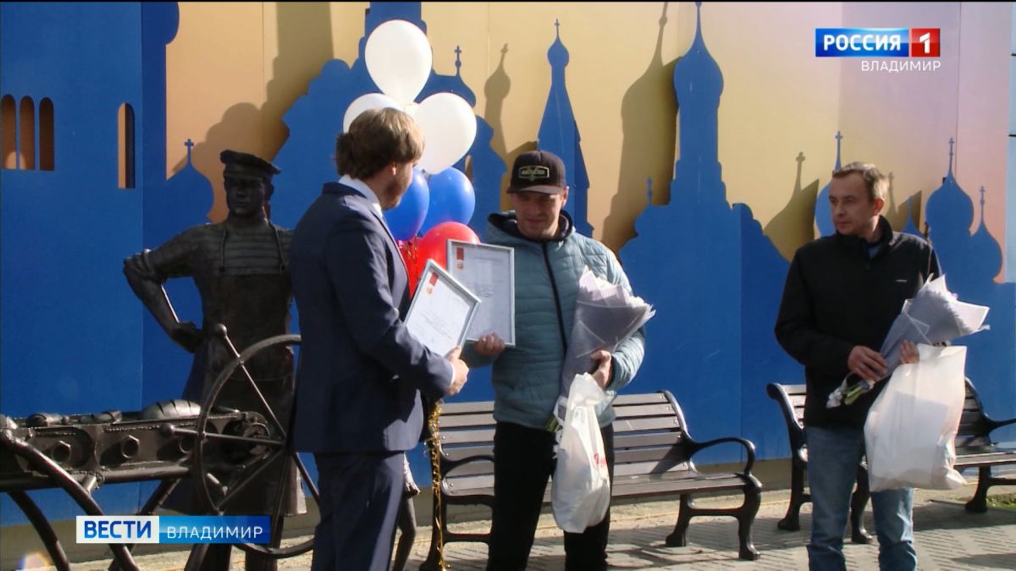 Работники Владимирского хлебокомбината отправились добровольцами на Донбасс