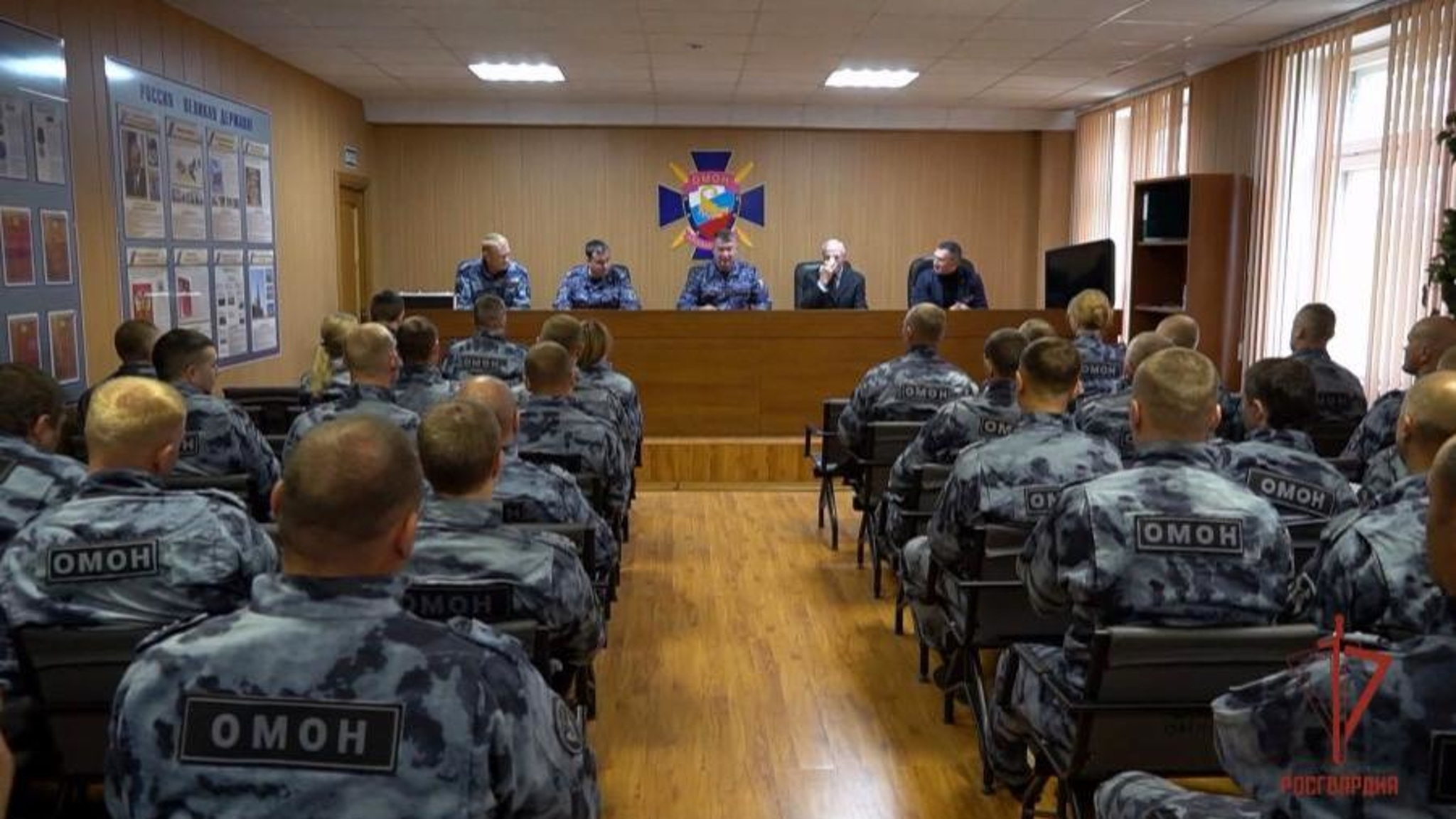 Архангельский ОМОН Росгвардии отметил профессиональный праздник