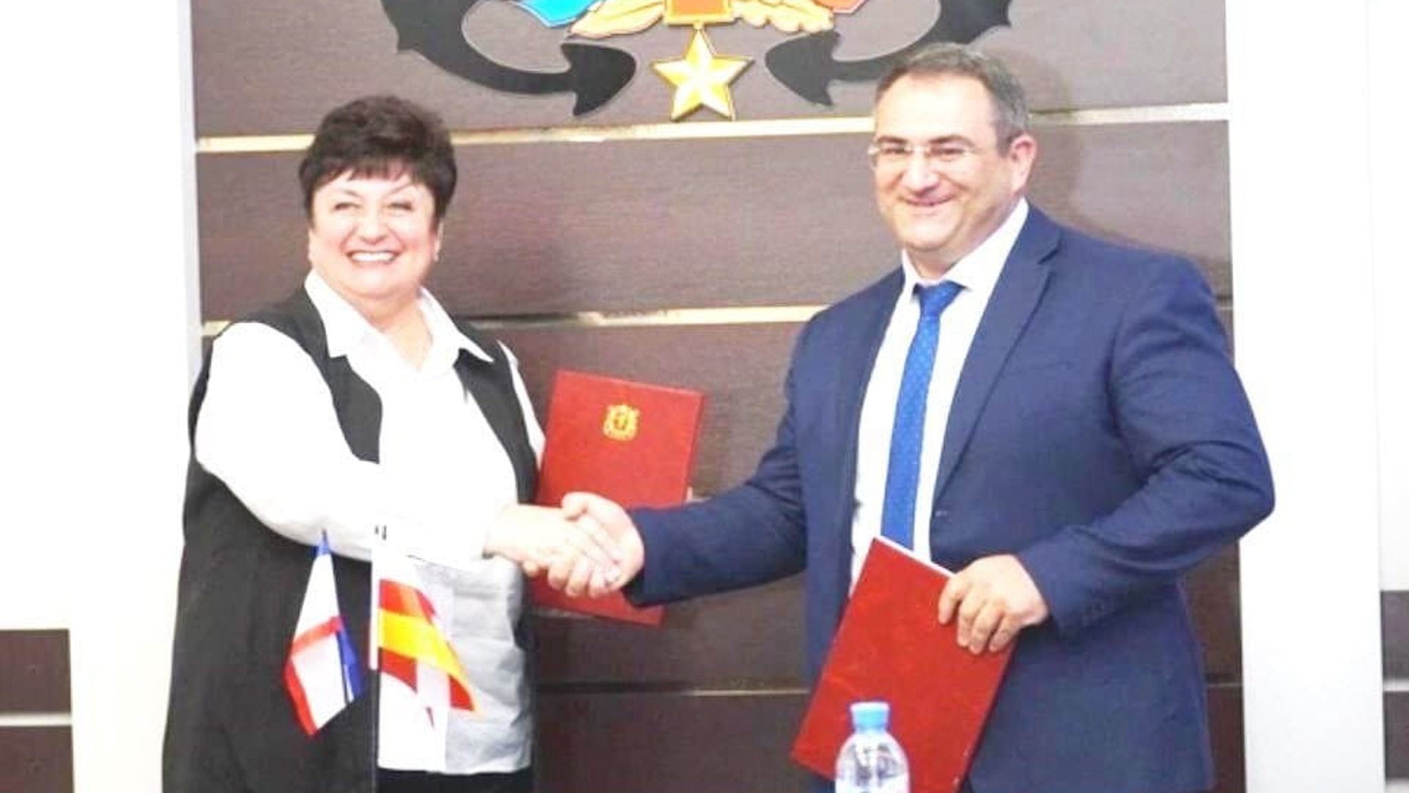 Керчь и Дигора стали городами-побратимами