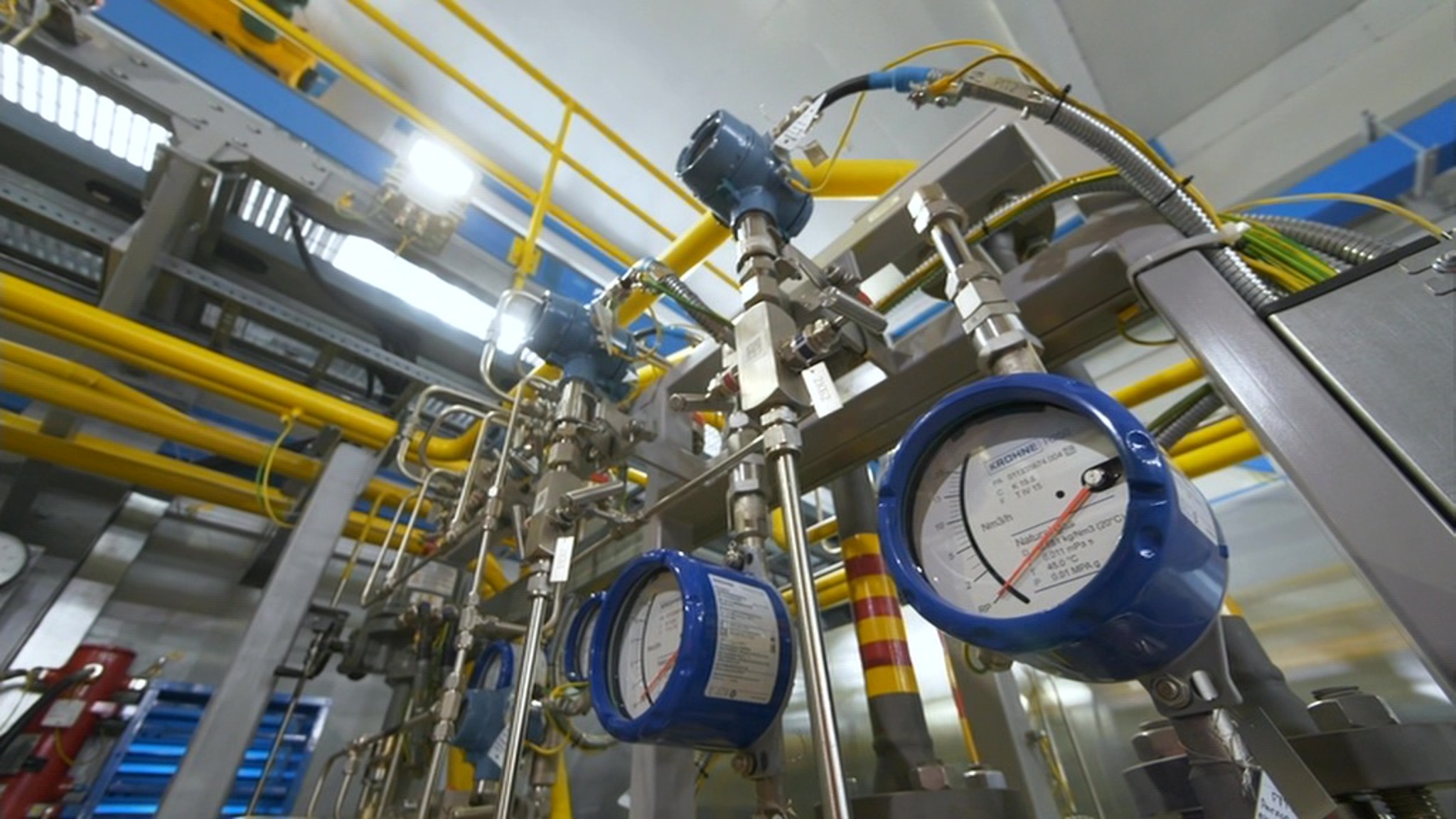 А вместо сердца – пламенный мотор