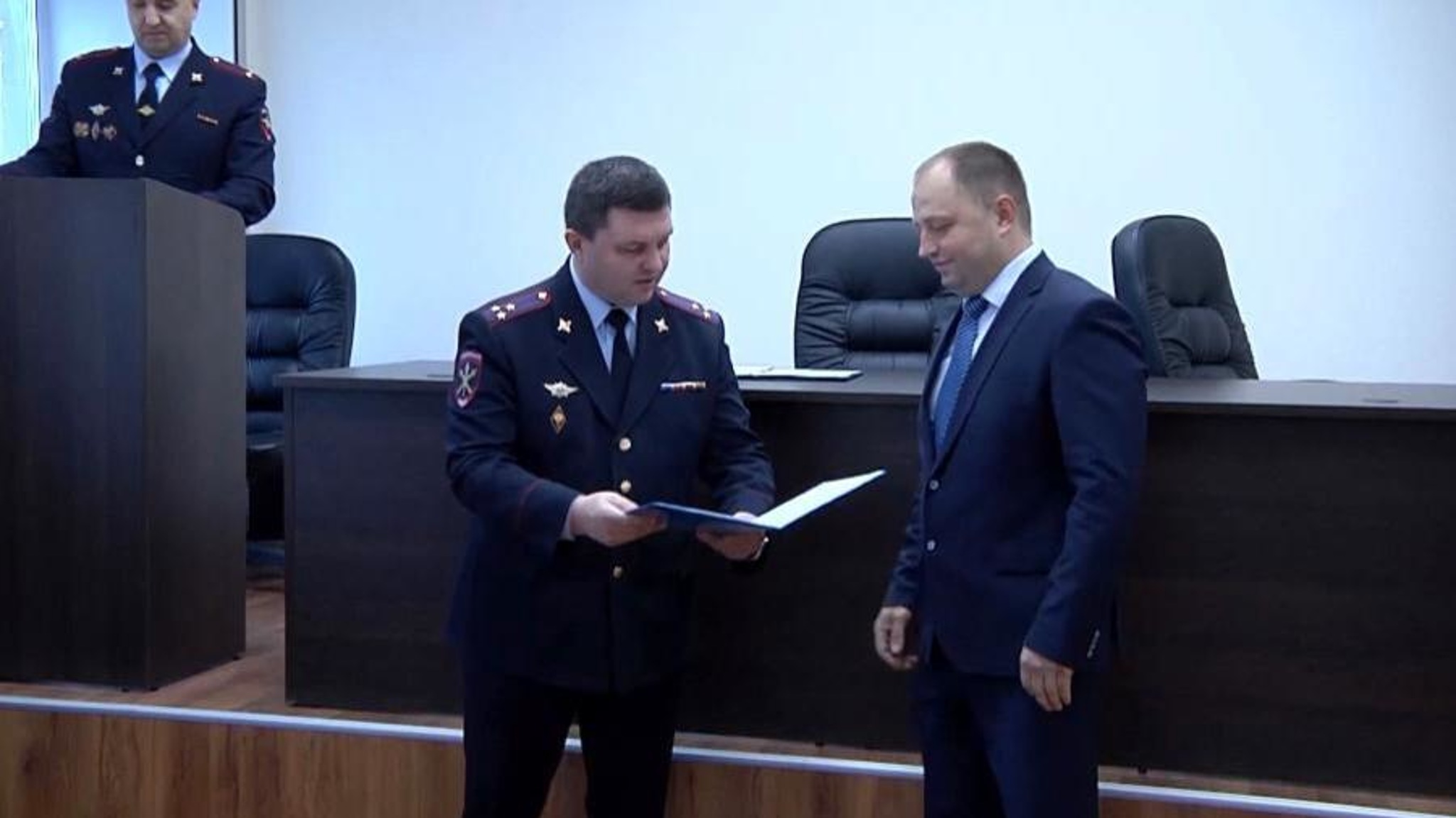 В Архангельске сотрудников уголовного розыска поздравили с профессиональным праздником