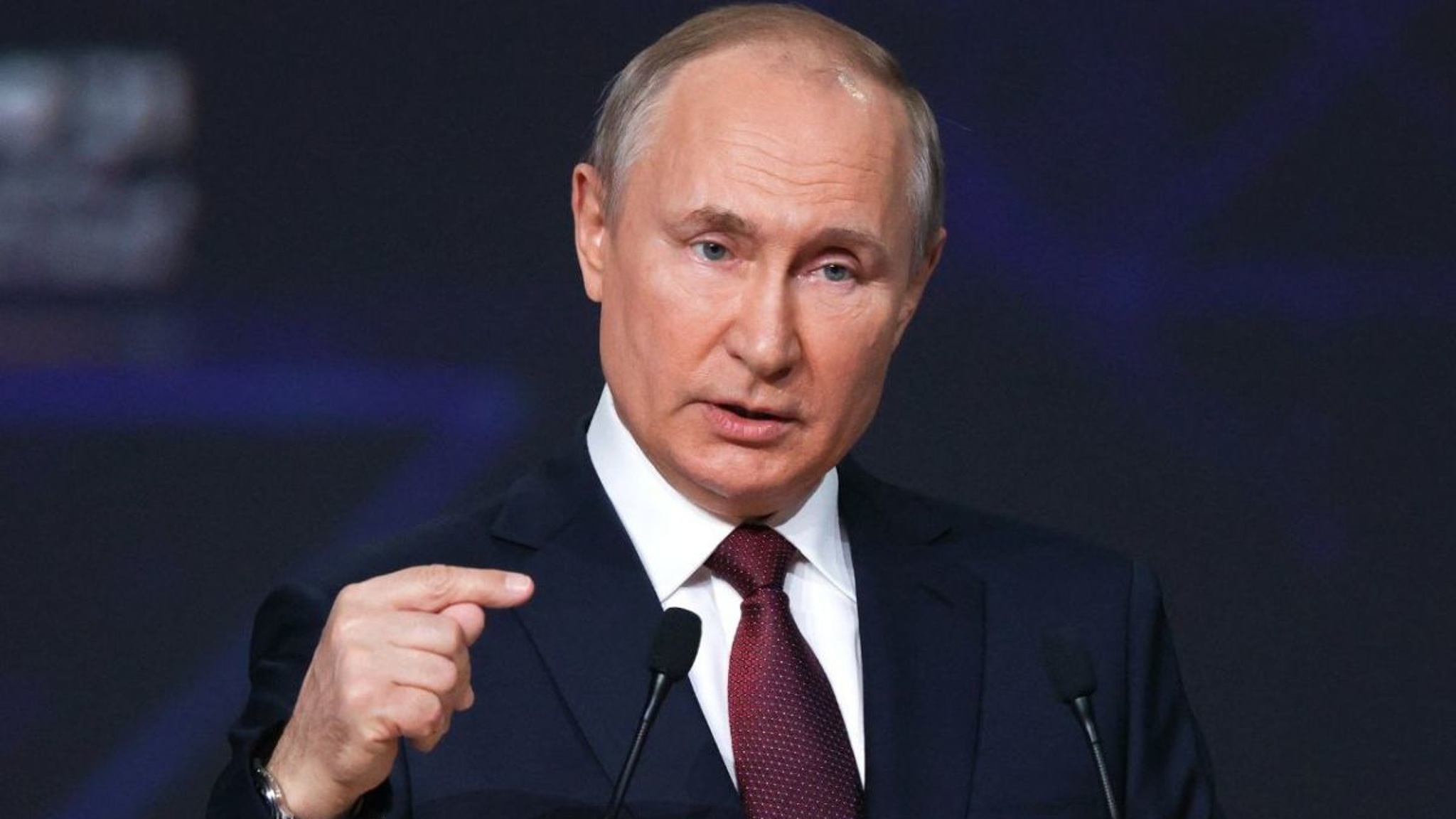 Губернатор Владимирской области Александр Авдеев поздравил Владимира Путина с 70-летием