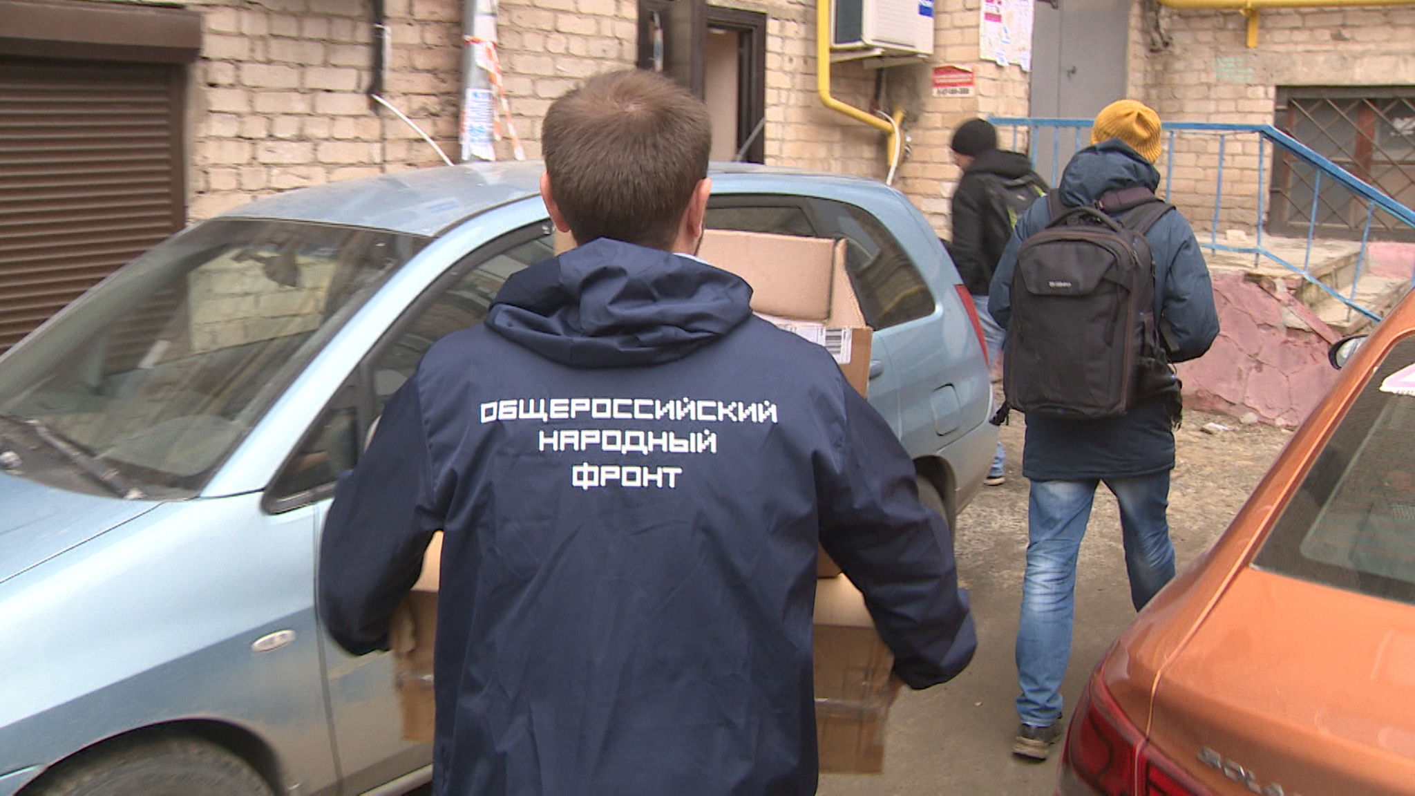 Волгоградские активисты ОНФ продолжают помогать участникам спецоперации
