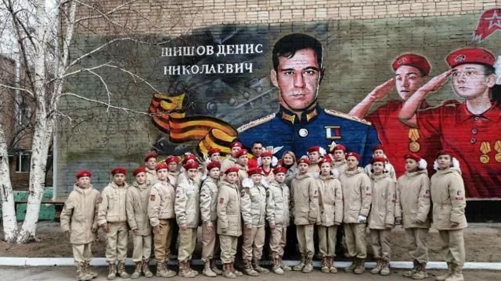 В Улан-Удэ открылась стена с граффити в рамках Всероссийской патриотической акции