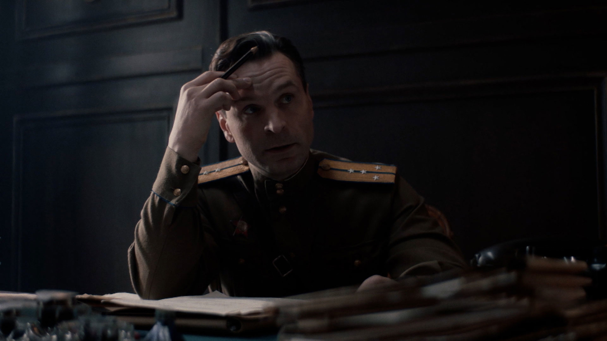 Сериал "Художник" – Виктор Добронравов