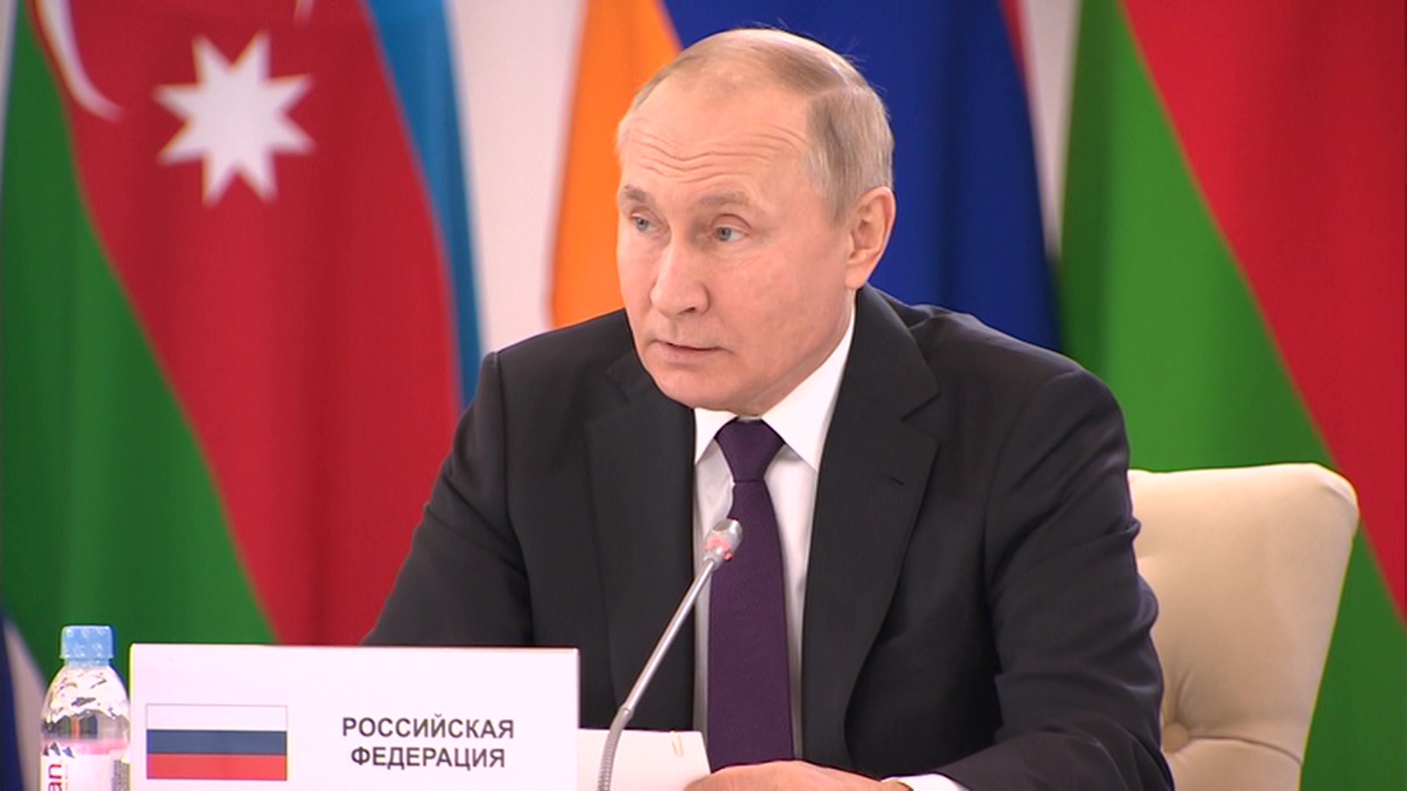 Путин призвал объединиться в решении спорных вопросов на пространстве СНГ