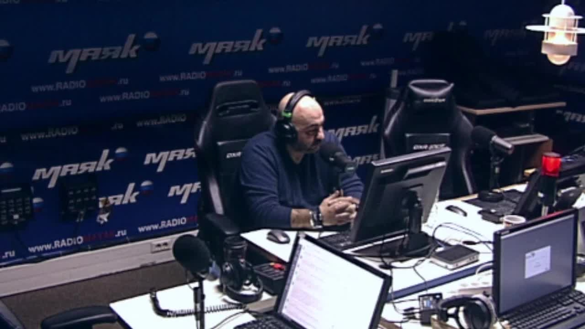 Женщины требуют от мужчин надежности! Разговор с психологом