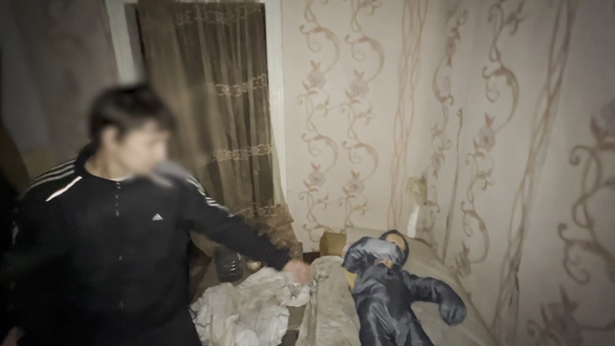 Надругавшемуся над 12-летней волгоградкой педофилу грозит до 20 лет тюрьмы