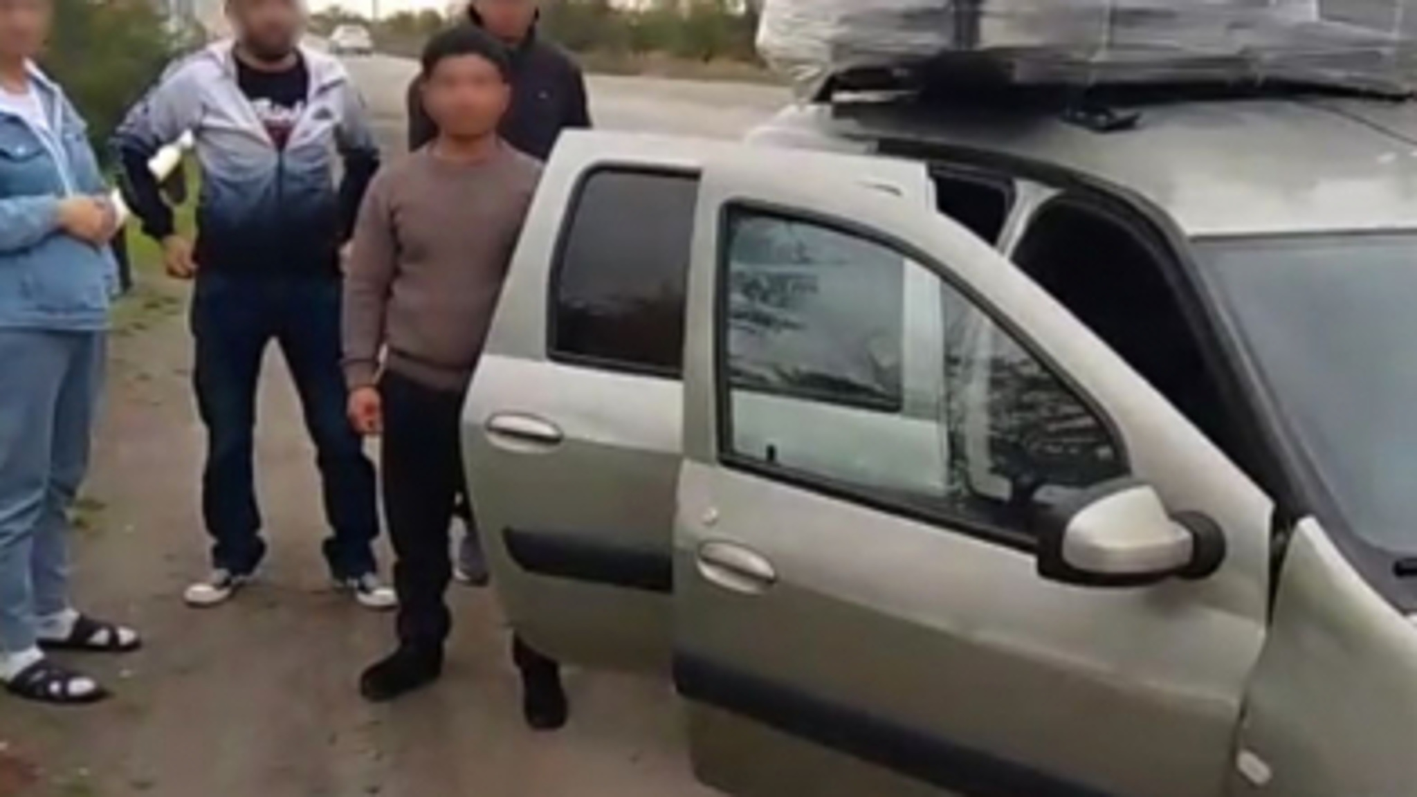 Волгоградские полицейские задержали нелегальных мигрантов на авто