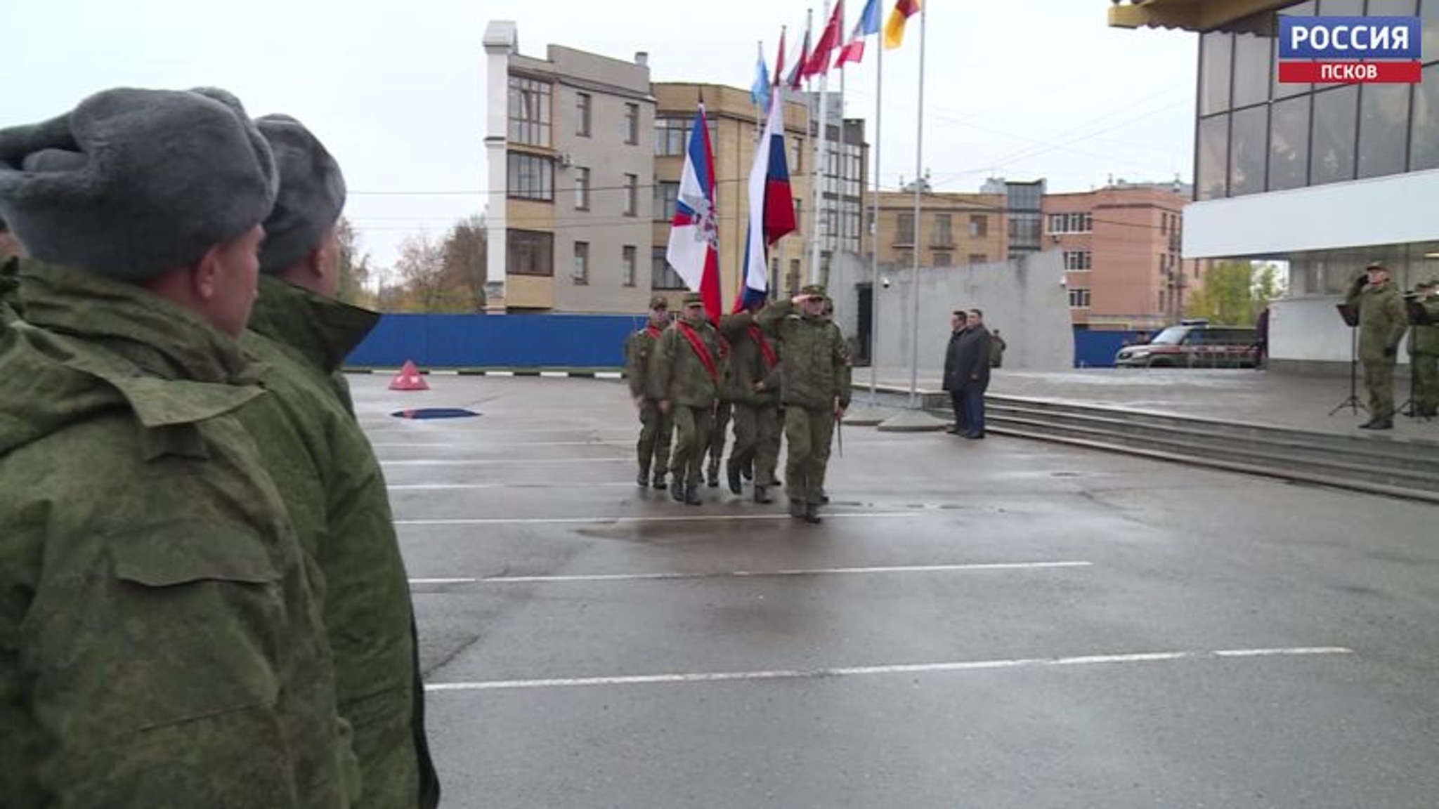 В Твери сегодня проводили мобилизованных на территорию проведения специальной военной операции
