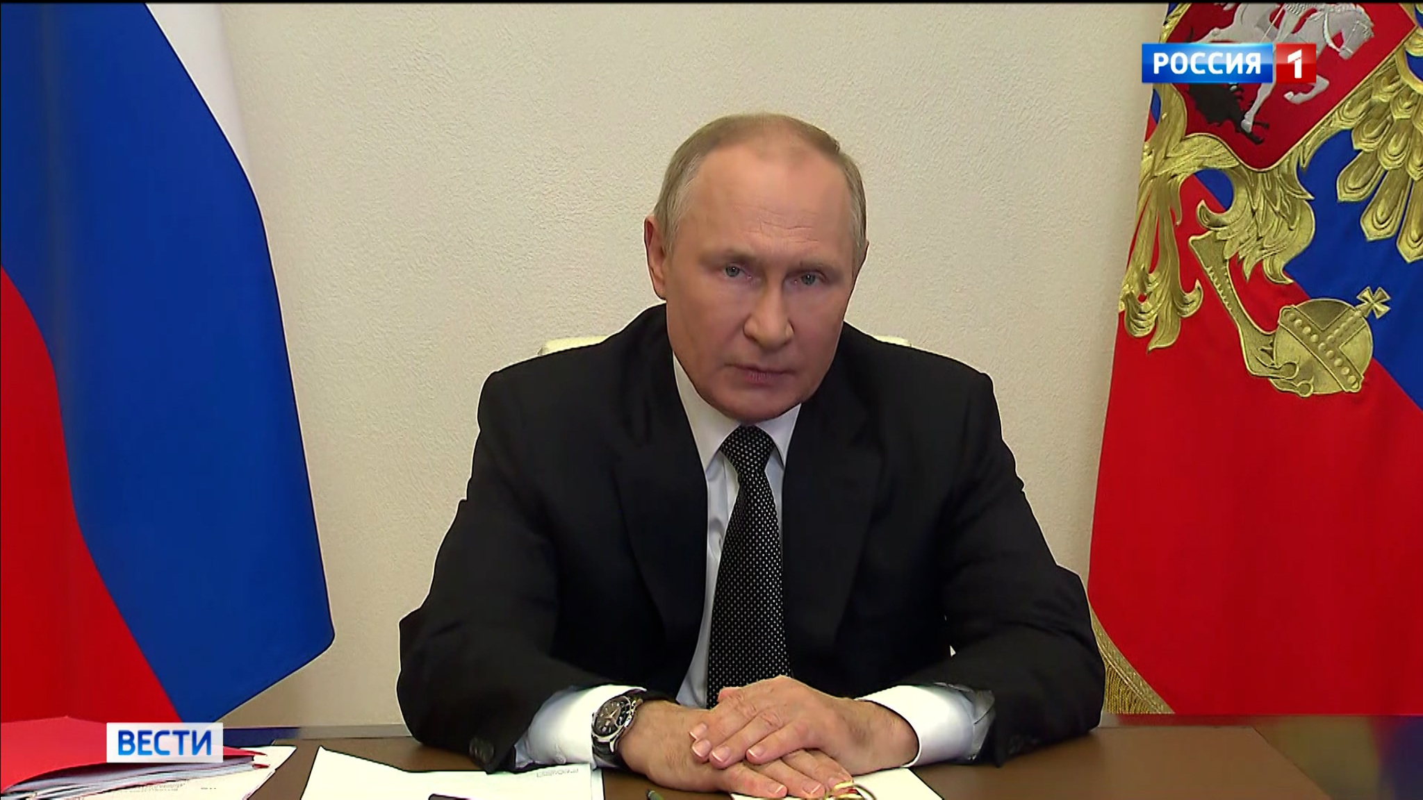 Владимир Путин объявил о введении режима повышенной готовности в регионах ЮФО