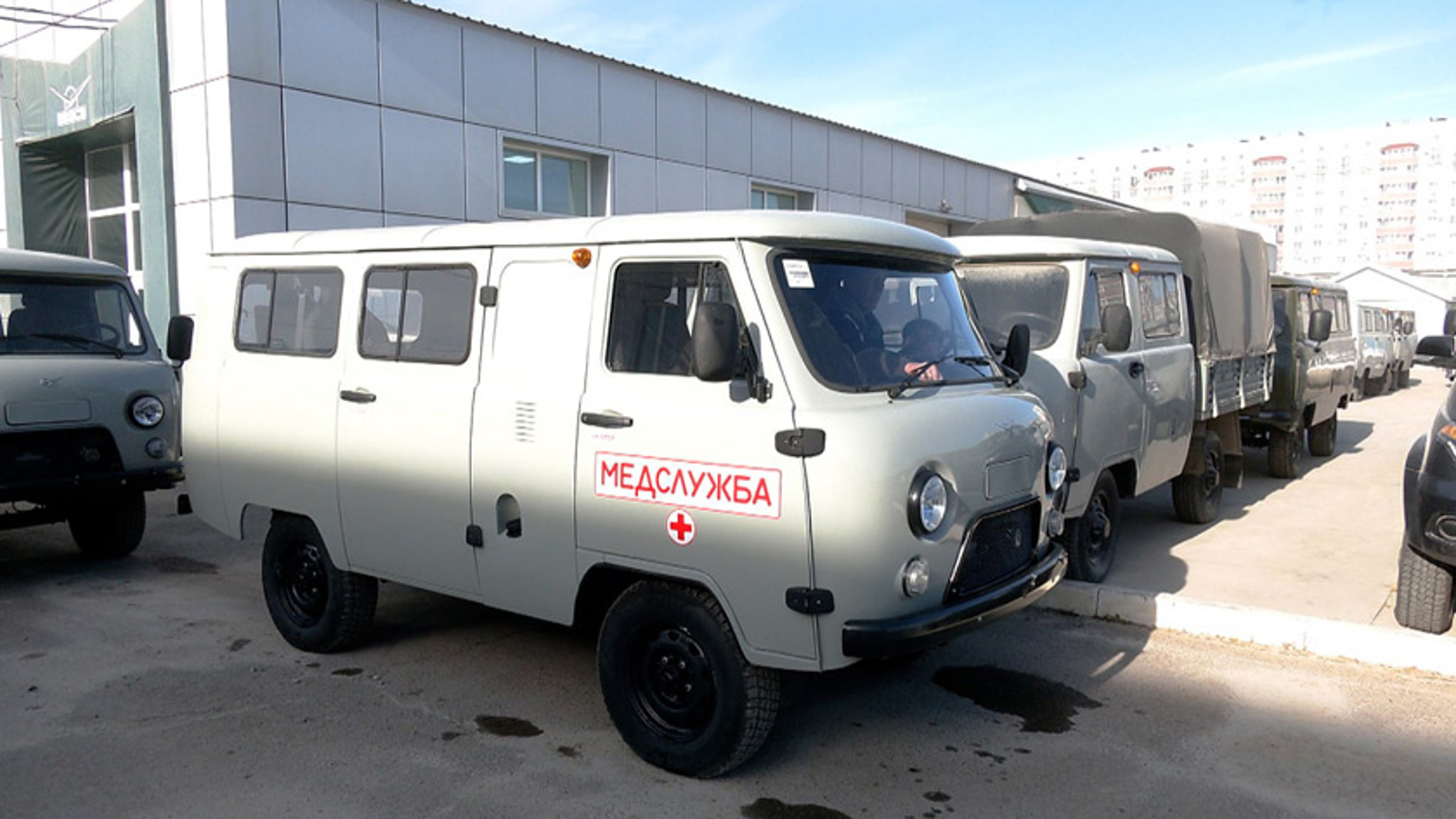 Автопарк амурских медучреждений пополнился новыми авто