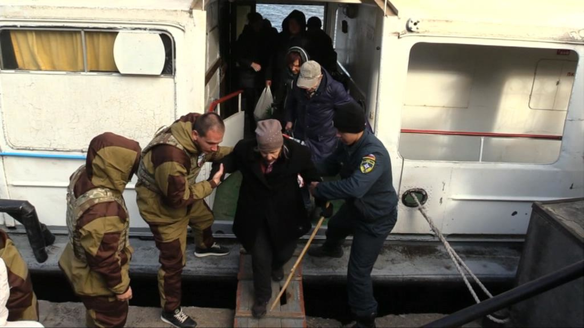 Процесс эвакуации мирных жителей из Херсона не останавливается ни на минуту
