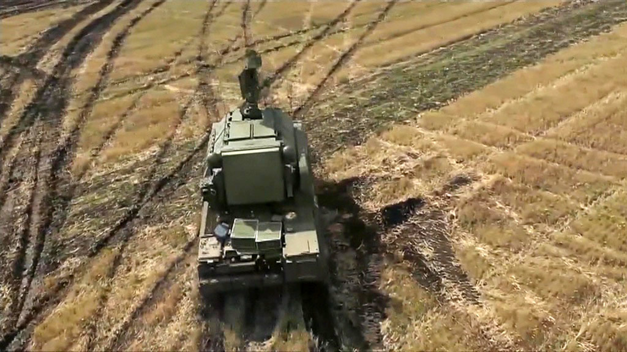 Зенитные комплексы "Тор" контролируют воздушное пространство