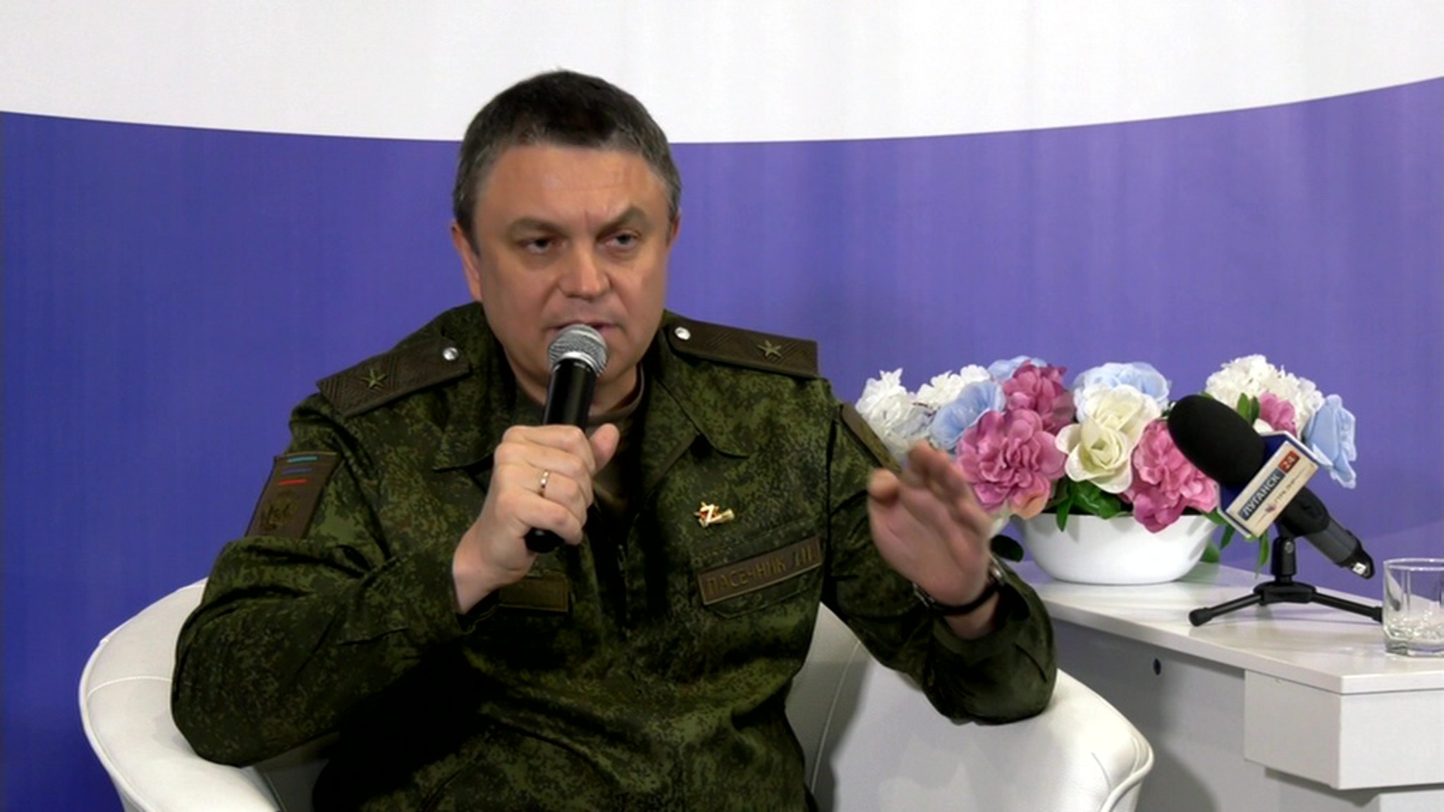 Леонид Пасечник встретился со студентами Луганского госуниверситета