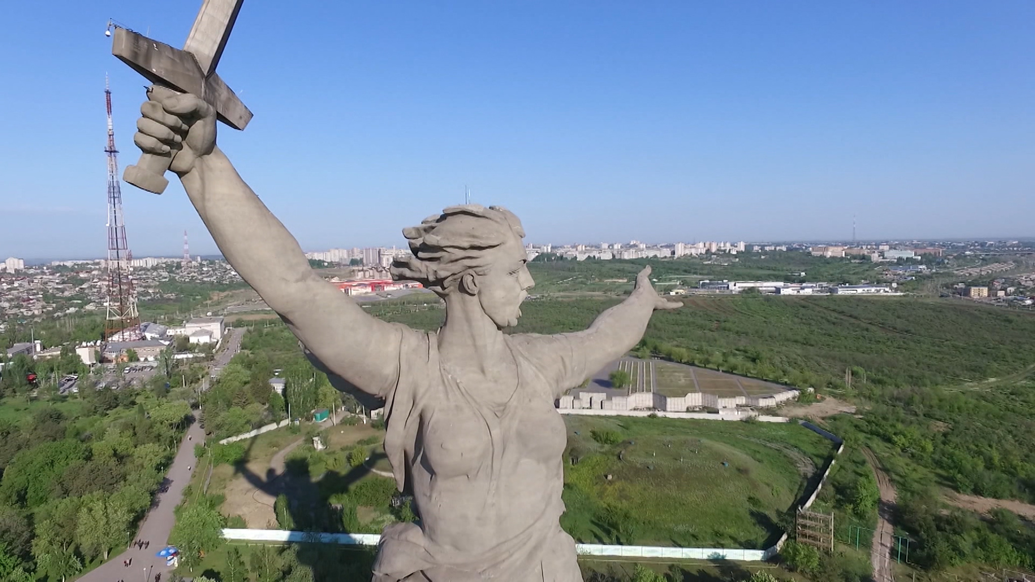 Главную волгоградскую высоту посетили школьники из Донбасса