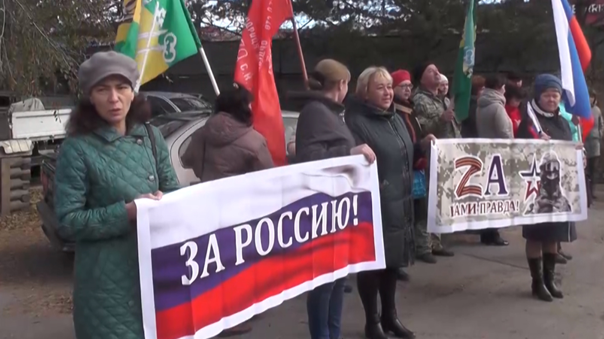 Атаман Луганского казачьего войска передал письмо забайкальцам, собравшим гуманитарную помощь в ЛНР