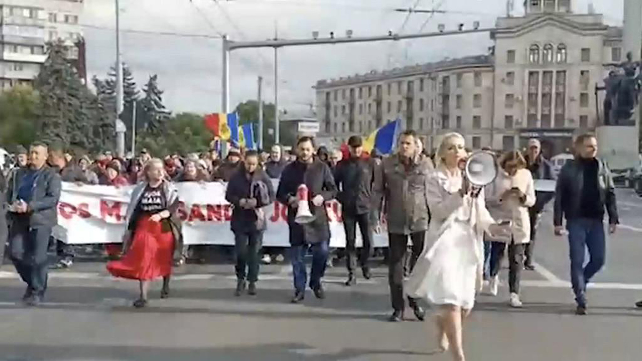 Оппозиция разбила палаточный лагерь в Кишиневе