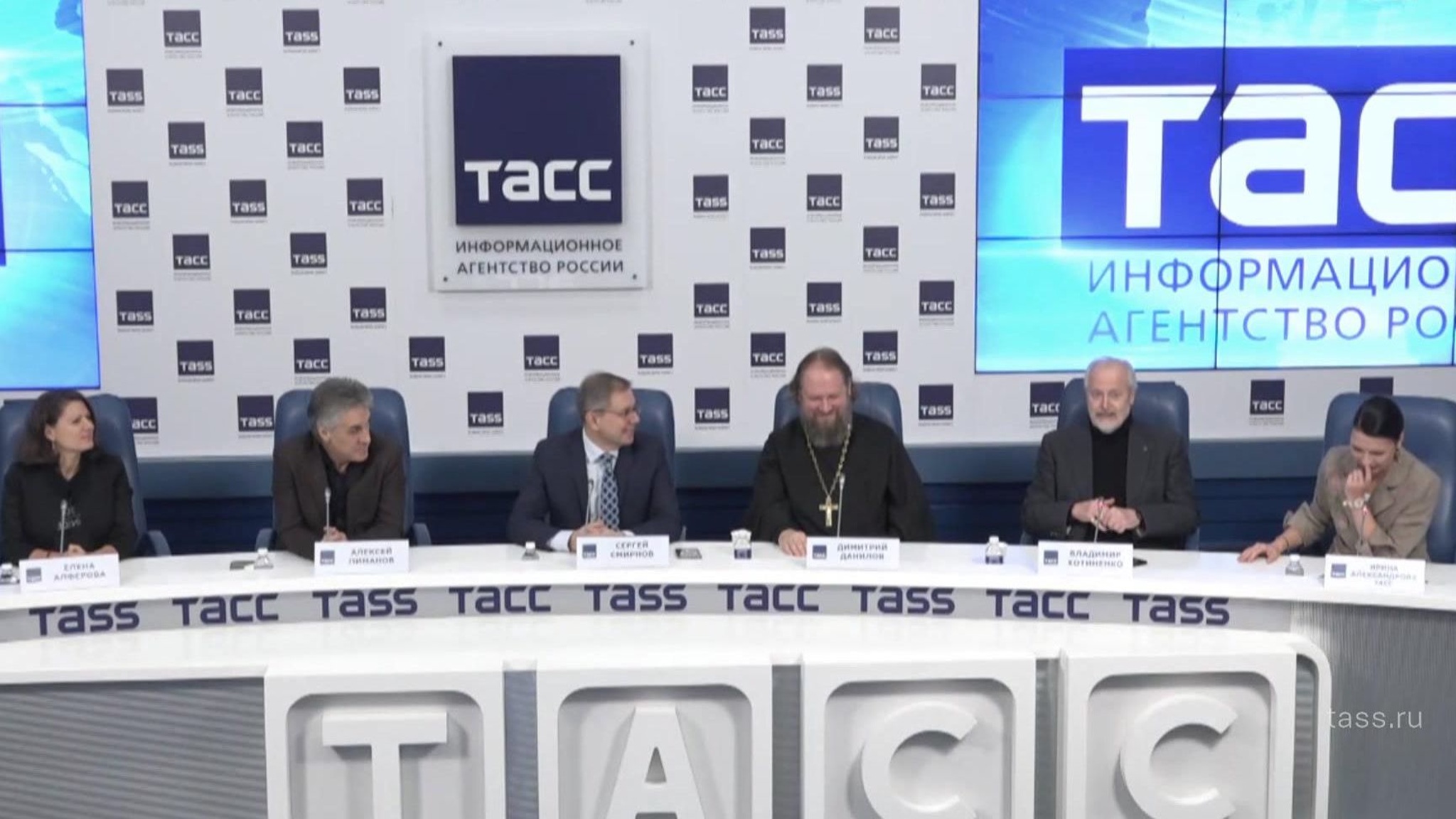 Пресс-конференция, посвященная программе благотворительного кинофестиваля "Лучезарный Ангел"