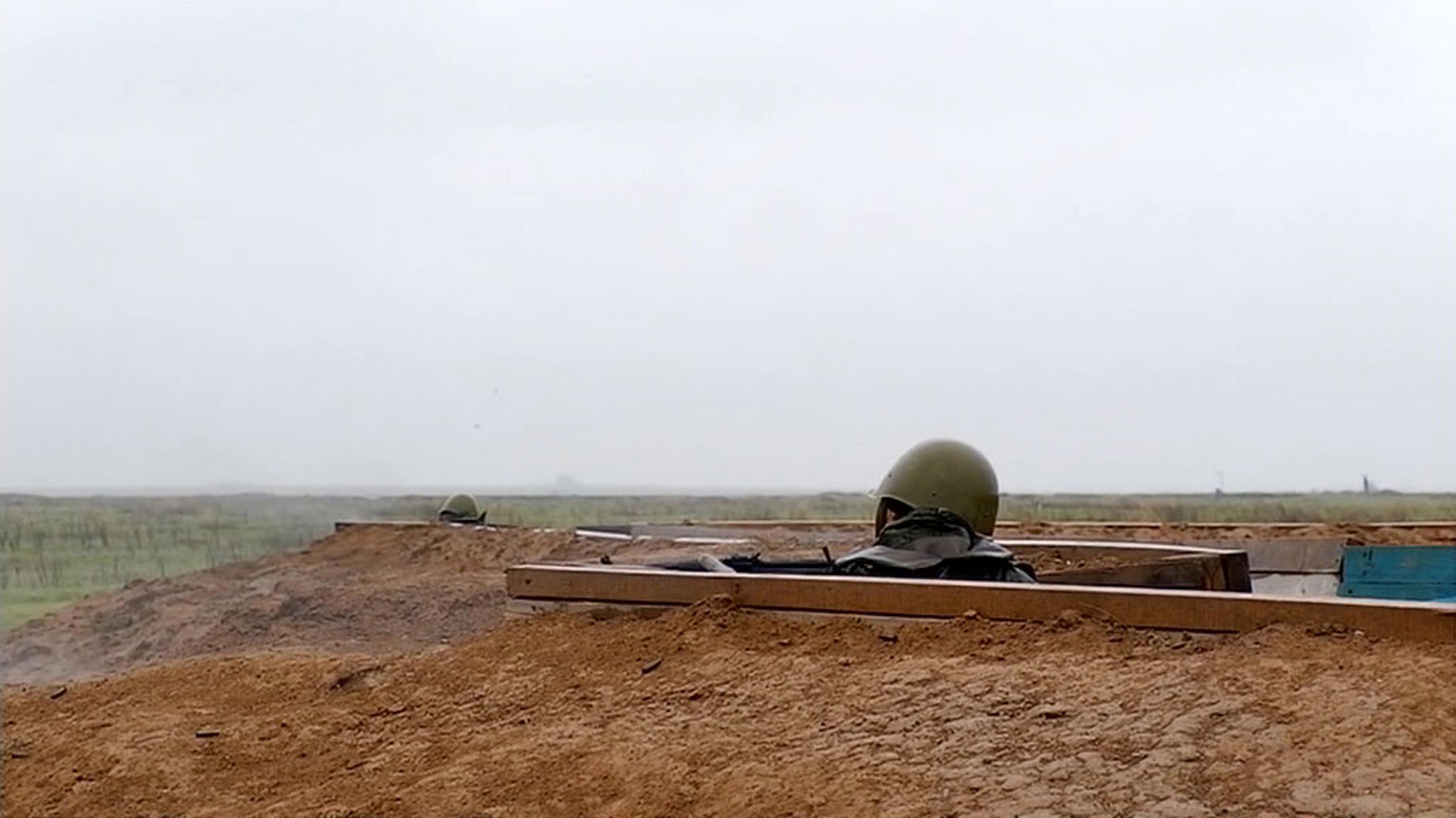 Мобилизованные тренируются под руководством опытных военных