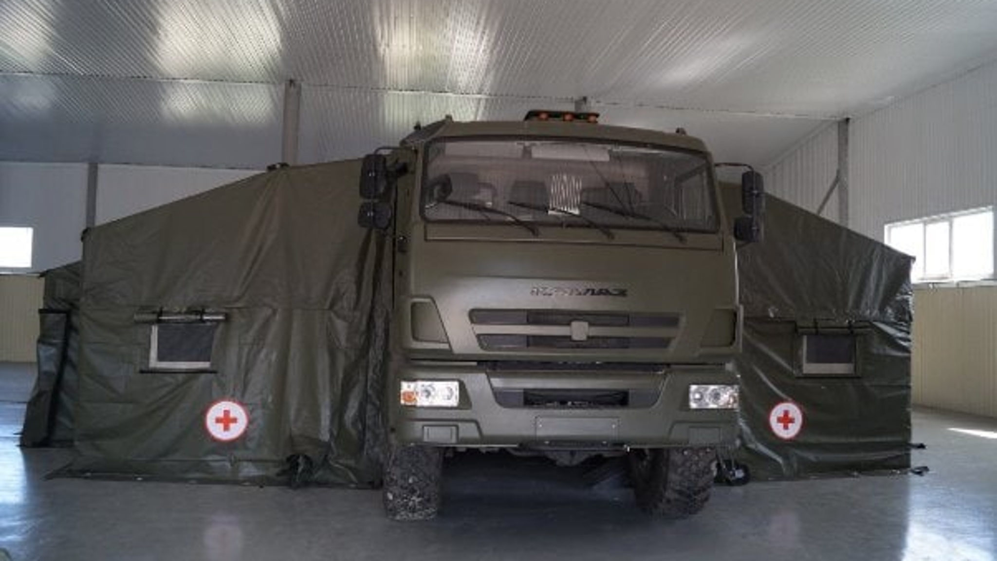 В области готовы к выпуску автоперевязочных передвижных медицинских комплексов для передовой