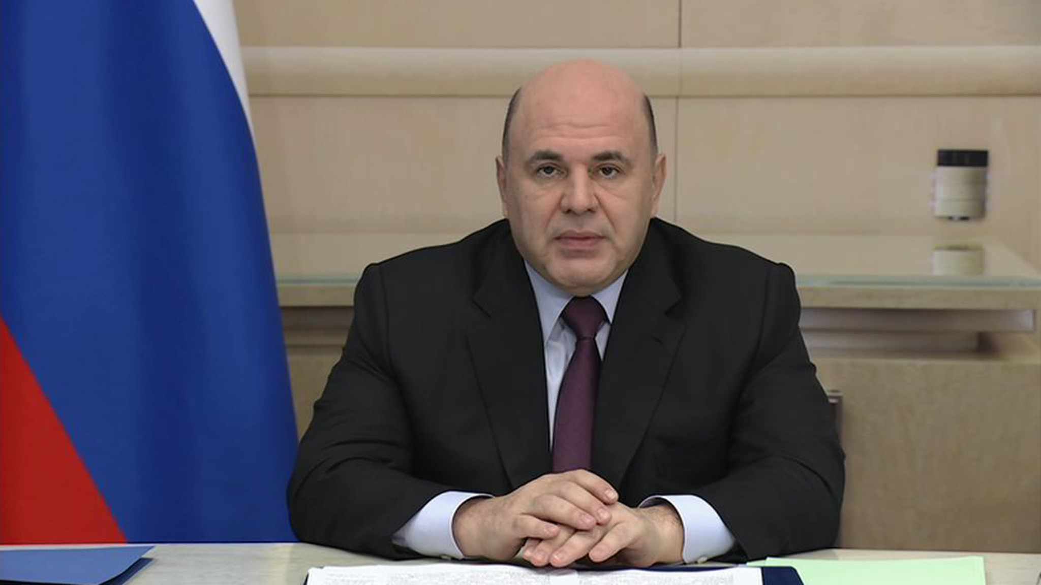 Мишустин обсудил с вице-премьерами меры поддержки бизнеса на фоне санкций