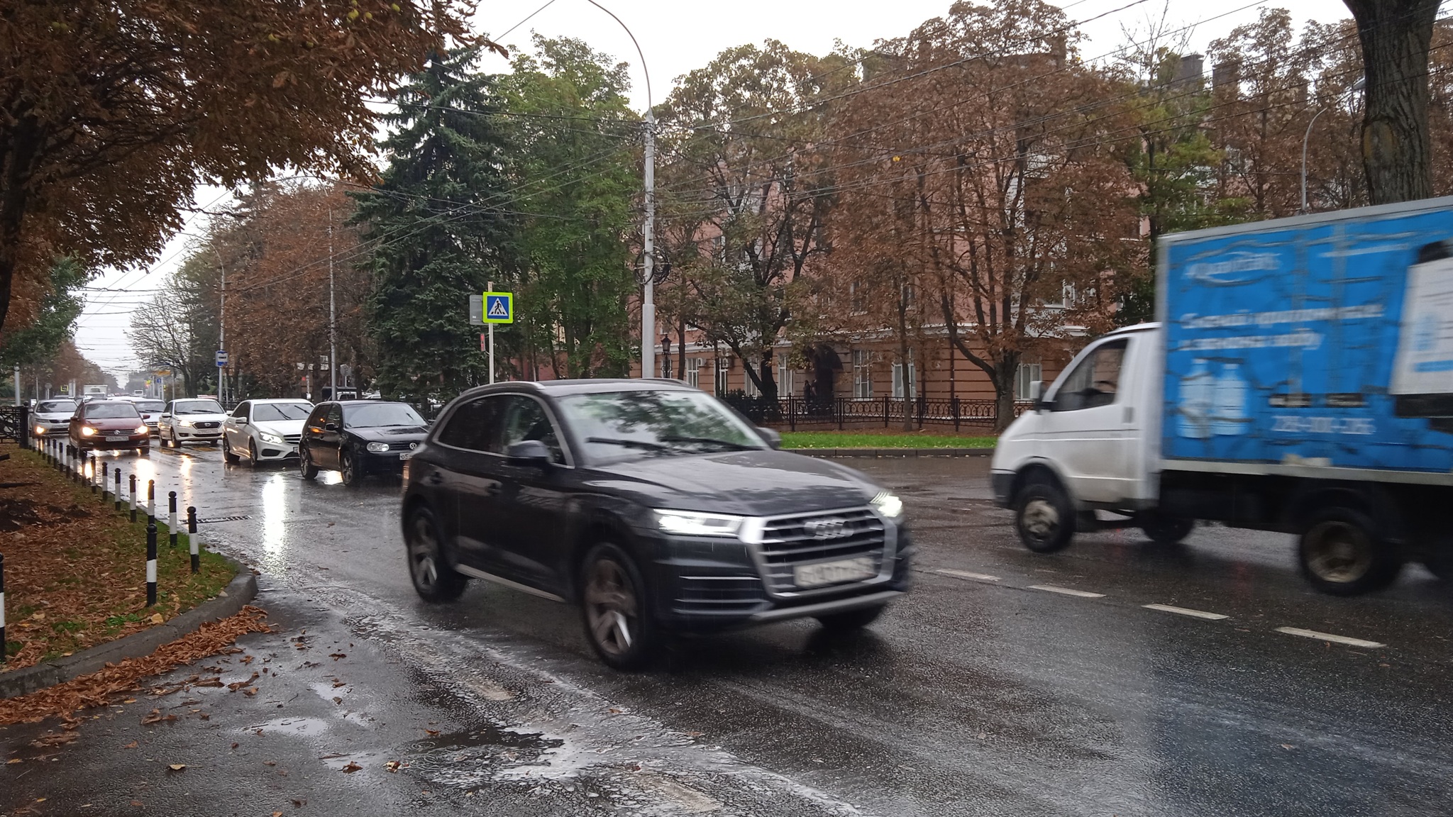 Порывистый ветер и небольшой дождь прогнозируют синоптики на Ставрополье