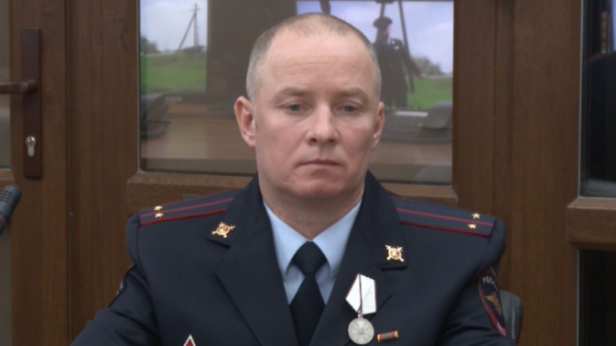 Полицейского из Каменска-Уральского наградил министр внутренних дел РФ