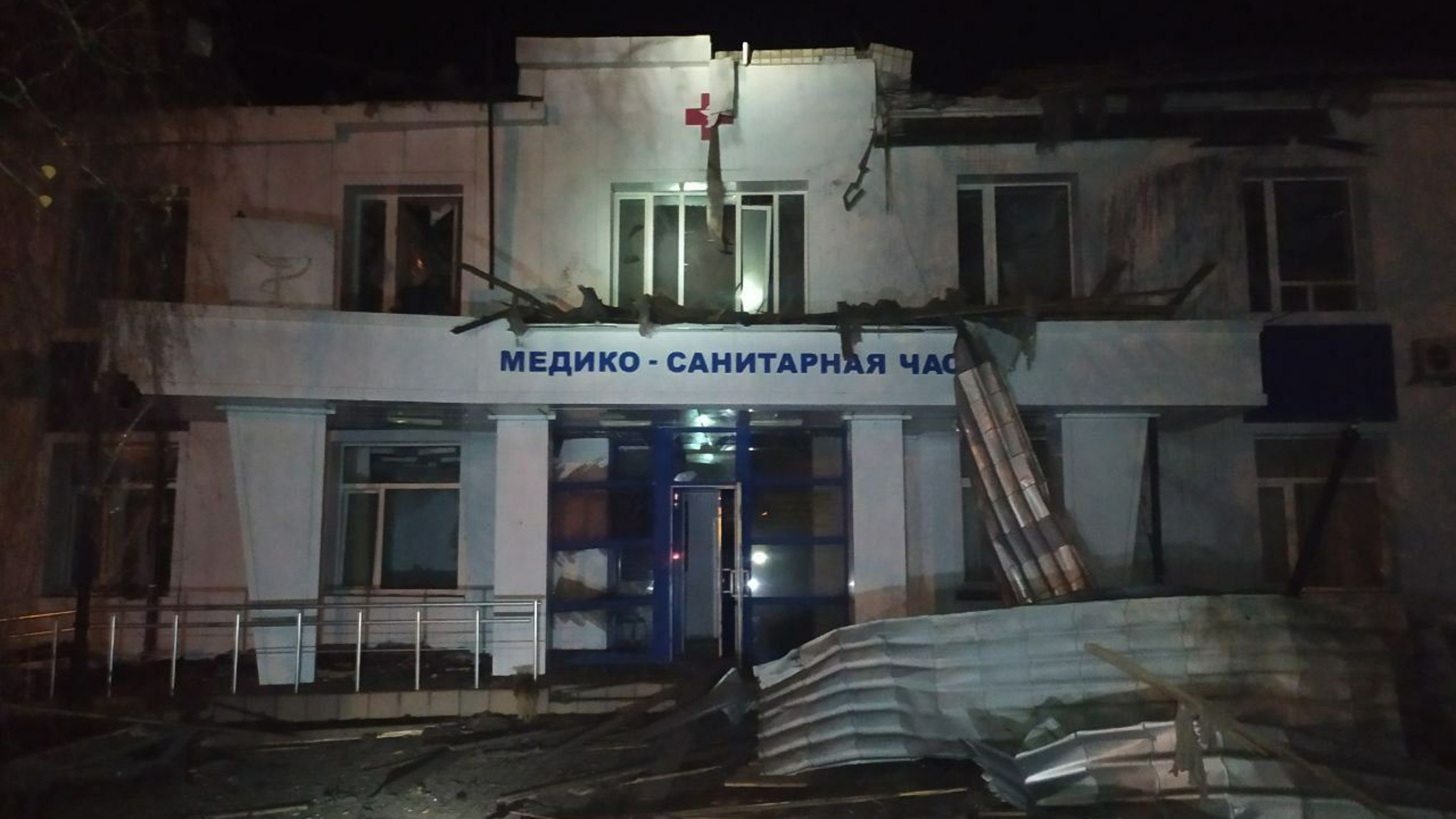 Снаряды ВСУ повредили здания на заводе "Стирол" в Горловке