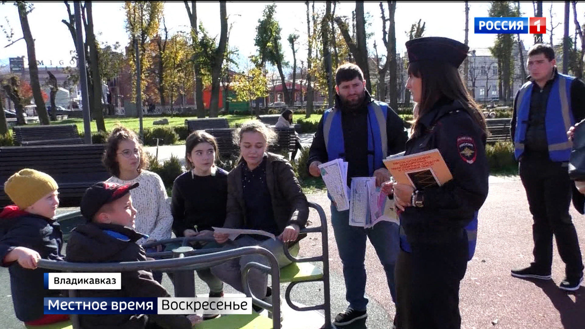 Сотрудники Госавтоинспекции провели профилактические беседы со школьниками во время осенних каникул
