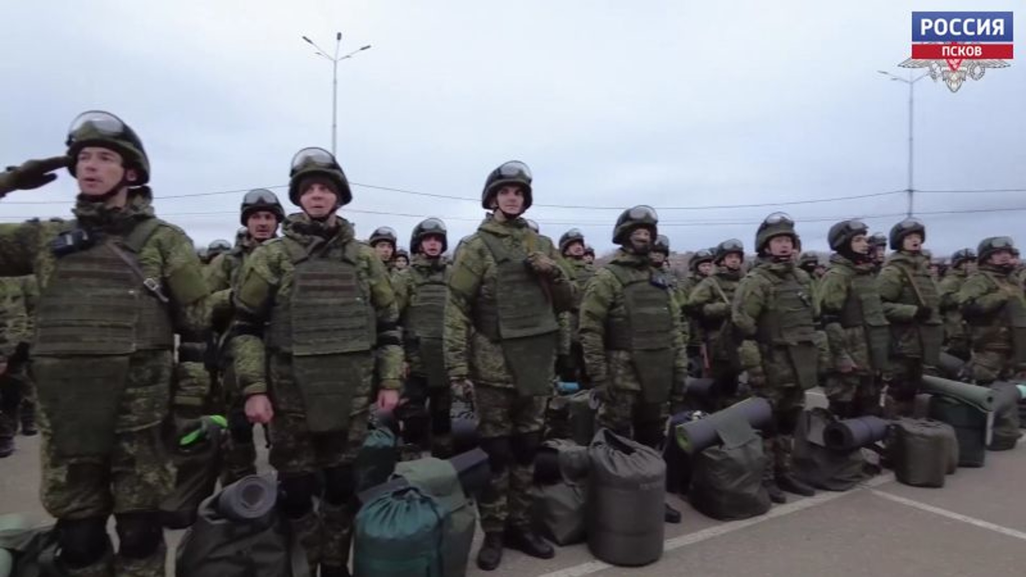 Псковские мобилизованные, проходившие подготовку в Твери, сегодня отправились в зону СВО