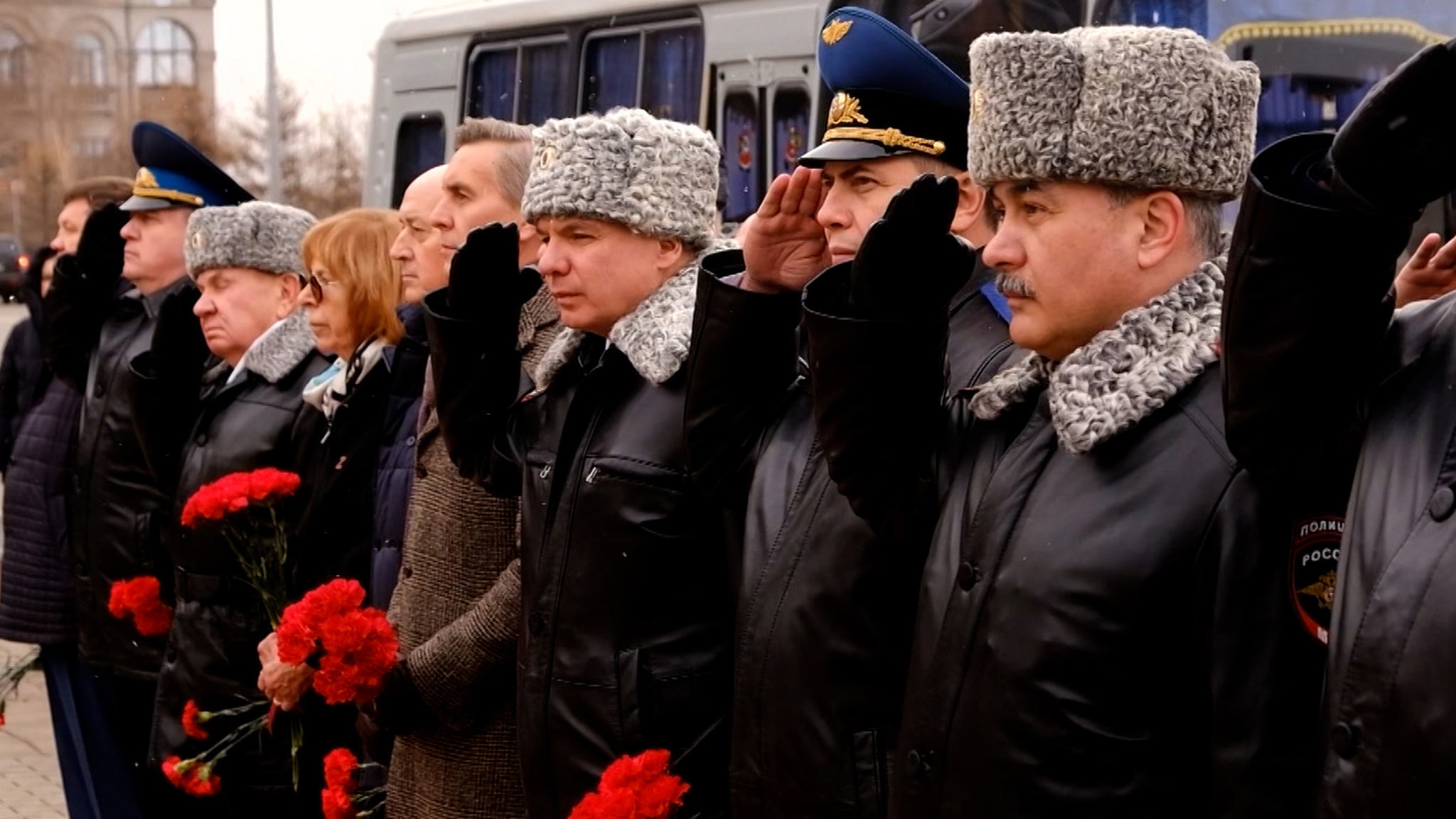 В Красноярске почтили память сотрудников ОВД, погибших при исполнении долга